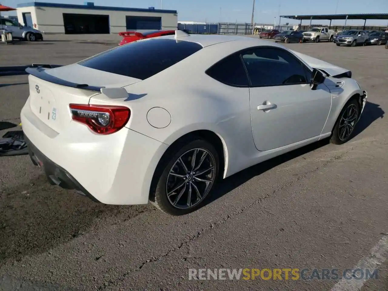 4 Photograph of a damaged car JF1ZNAE16L8752734 TOYOTA 86 2020