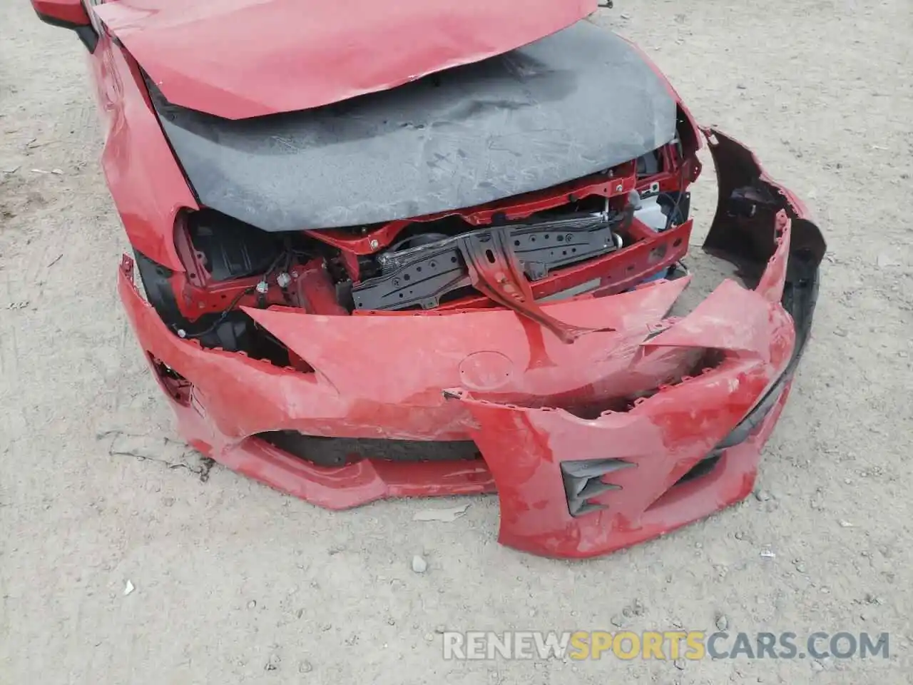 9 Photograph of a damaged car JF1ZNAE16L8753883 TOYOTA 86 2020