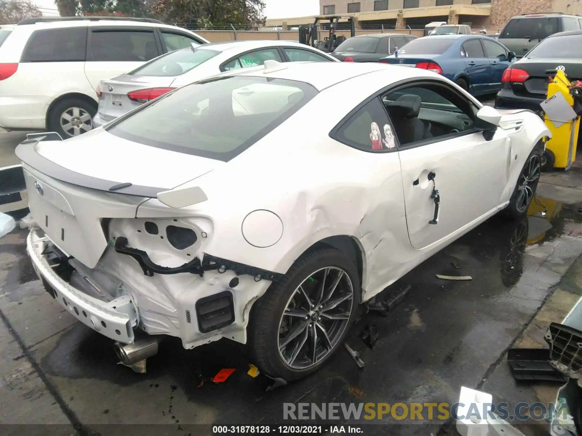 4 Photograph of a damaged car JF1ZNAE18L8753464 TOYOTA 86 2020