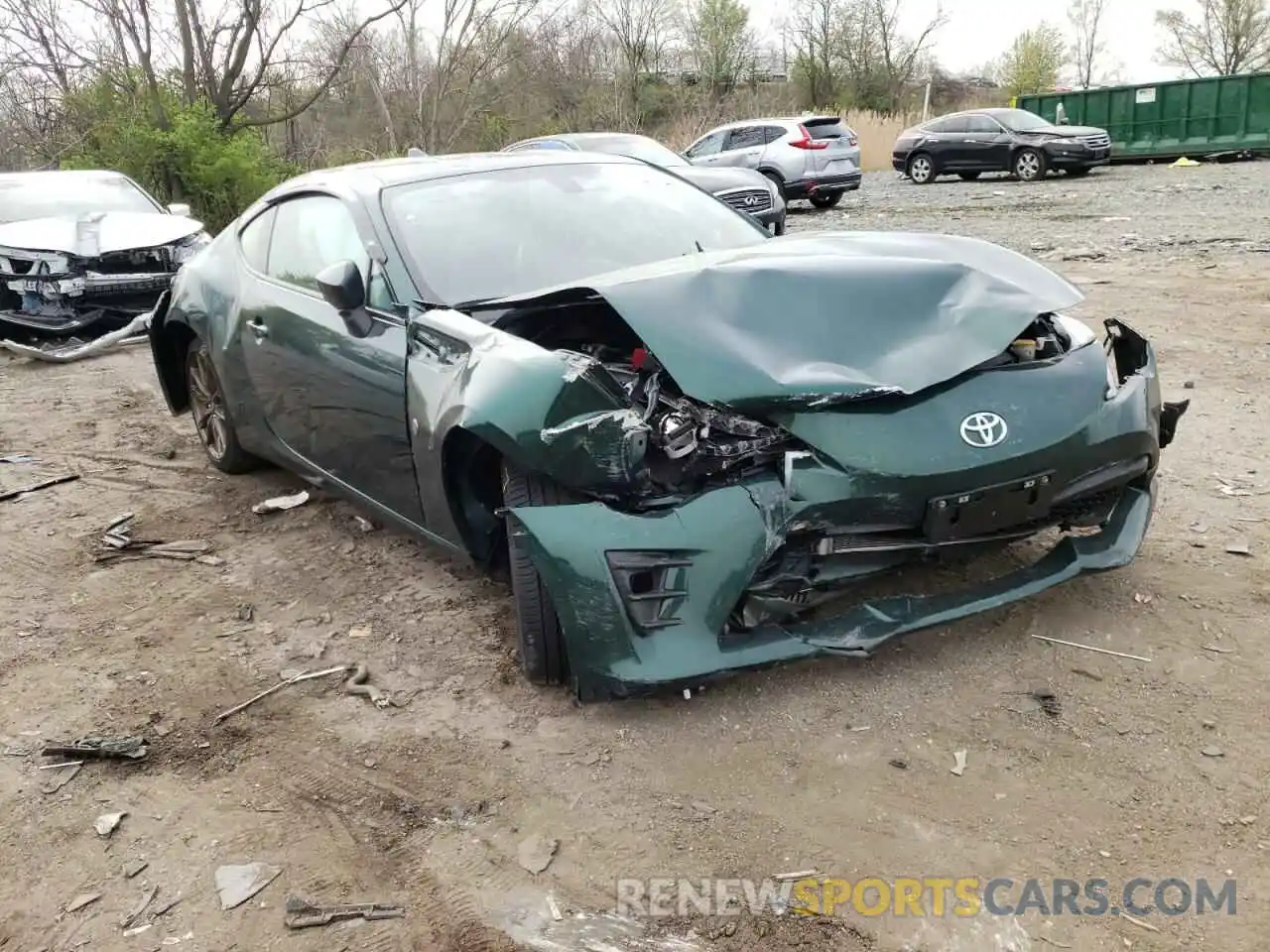 1 Photograph of a damaged car JF1ZNAE18L9750011 TOYOTA 86 2020