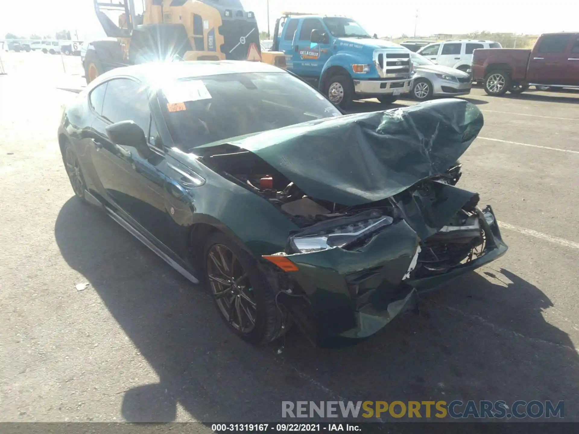 1 Photograph of a damaged car JF1ZNAE19L8750962 TOYOTA 86 2020