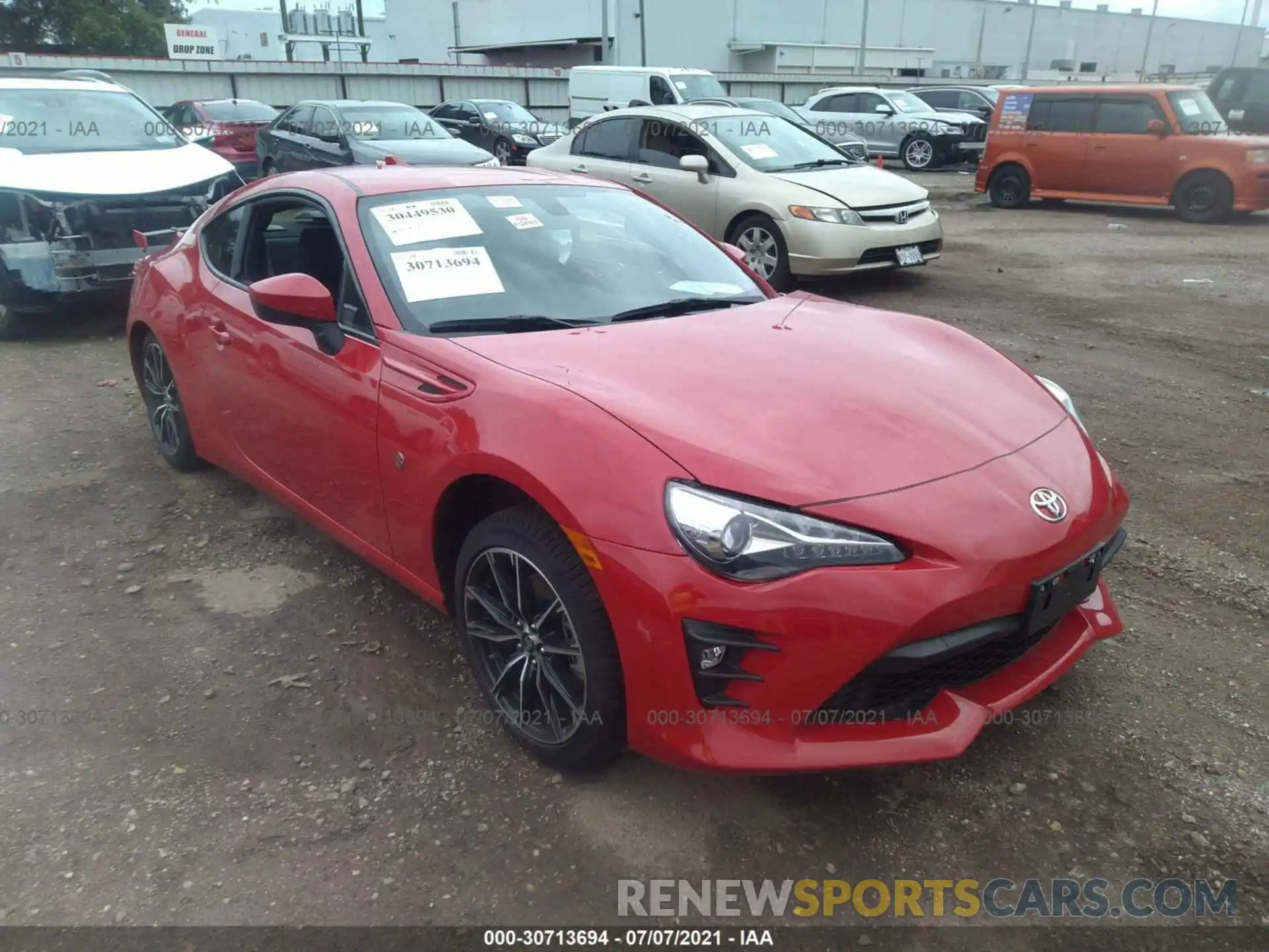 1 Photograph of a damaged car JF1ZNAE19L8752730 TOYOTA 86 2020