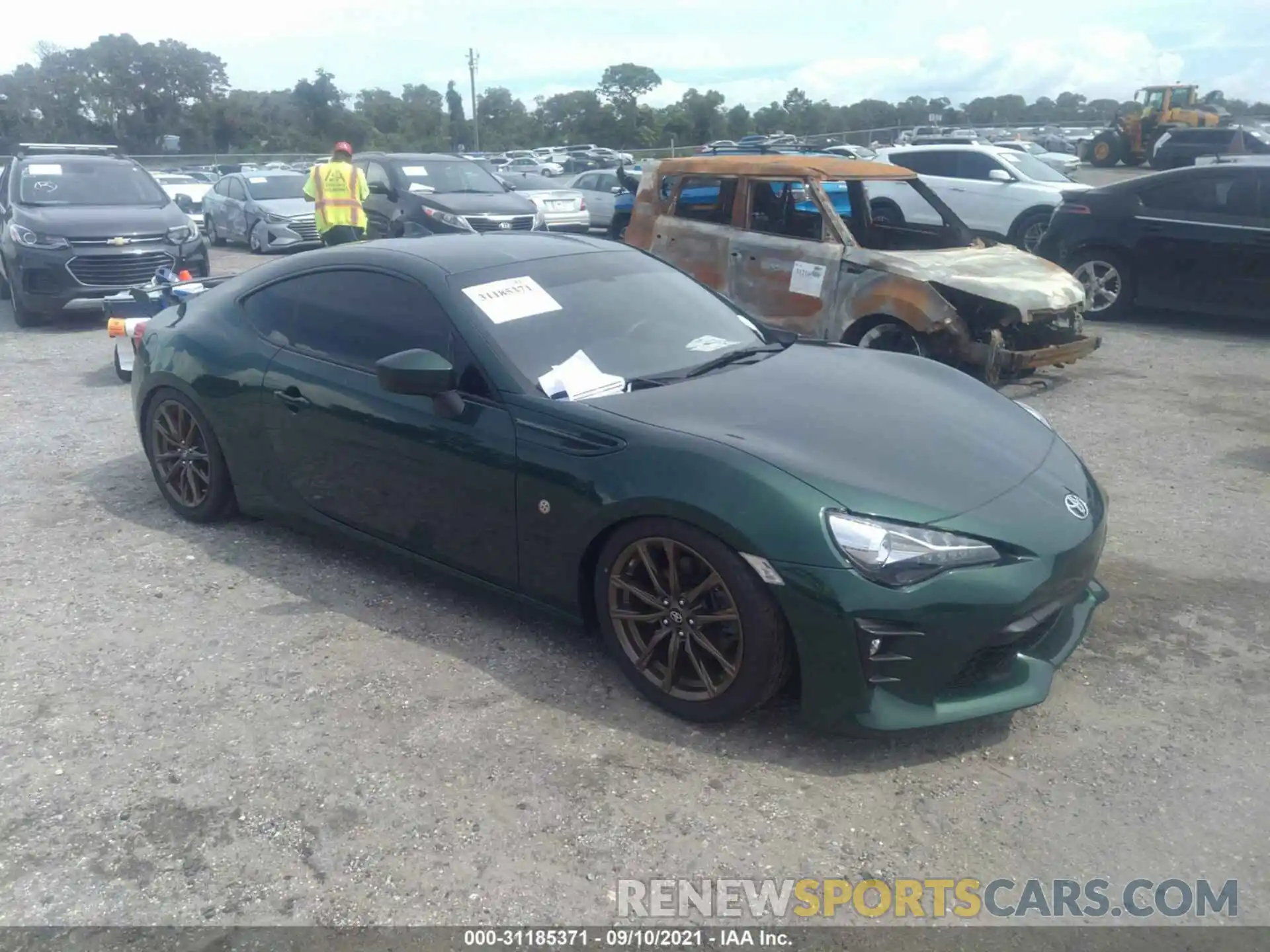 1 Photograph of a damaged car JF1ZNAE1XL9750009 TOYOTA 86 2020