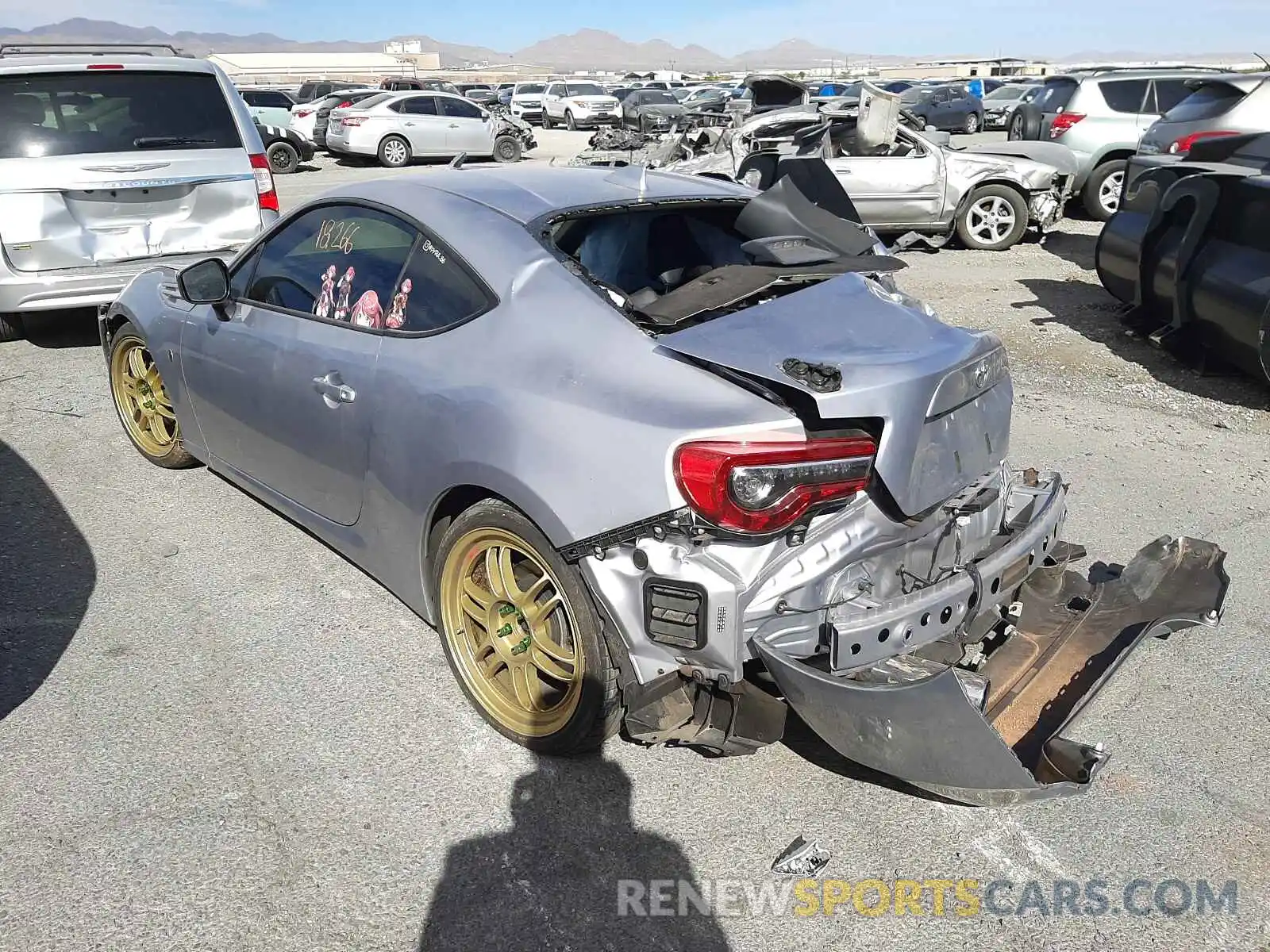 3 Photograph of a damaged car JF1ZNAE1XL9753203 TOYOTA 86 2020