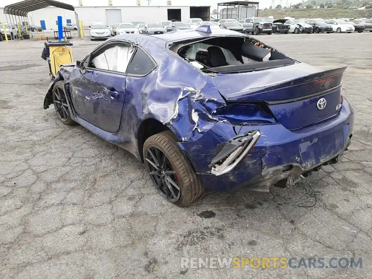 3 Photograph of a damaged car JF1ZNBF12N8750454 TOYOTA 86 2022