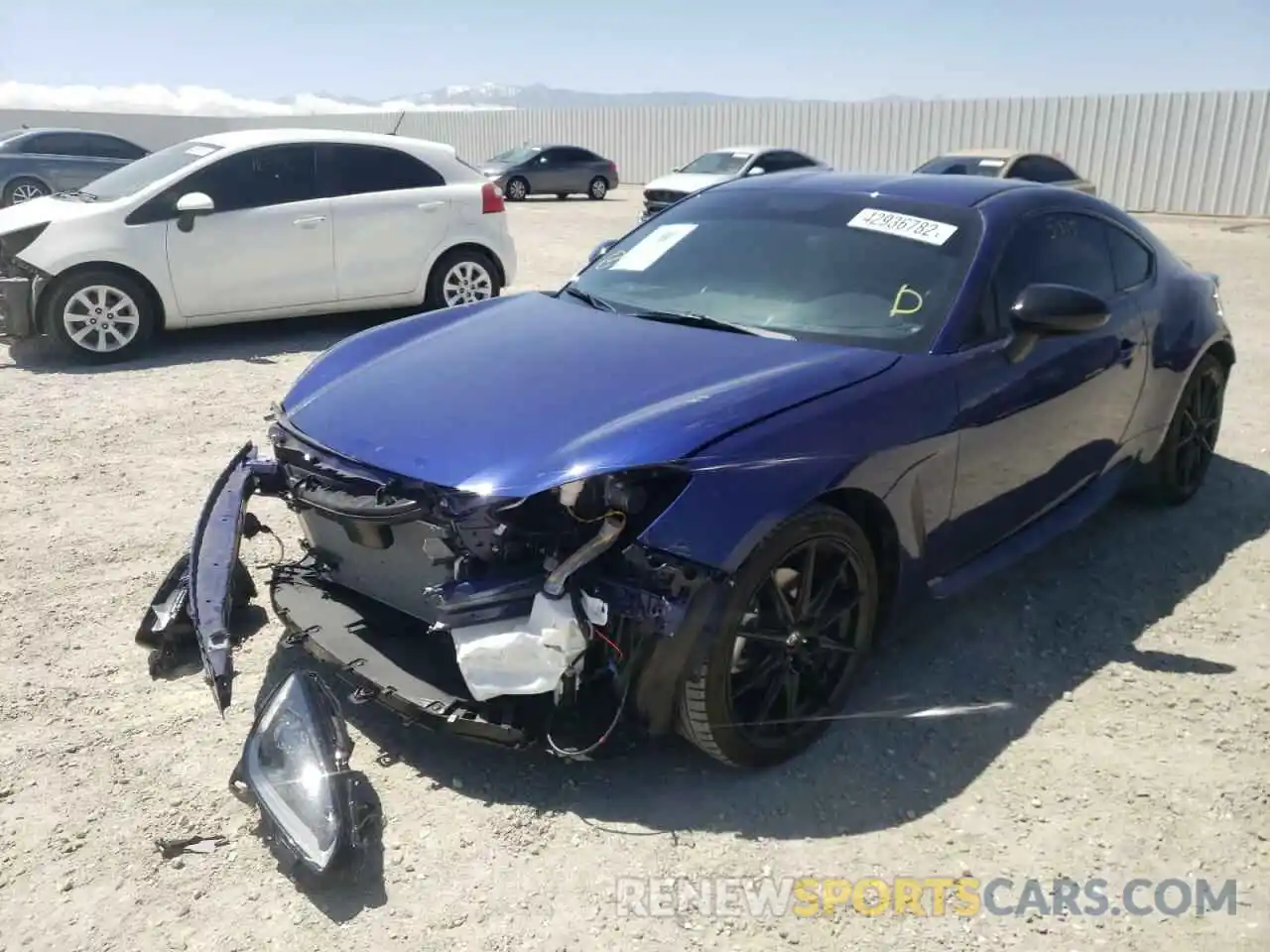 2 Photograph of a damaged car JF1ZNBF17N8750627 TOYOTA 86 2022