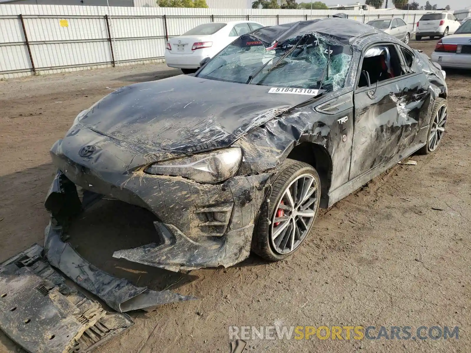 2 Фотография поврежденного автомобиля JF1ZNAE10K9701514 TOYOTA 86 GT 2019