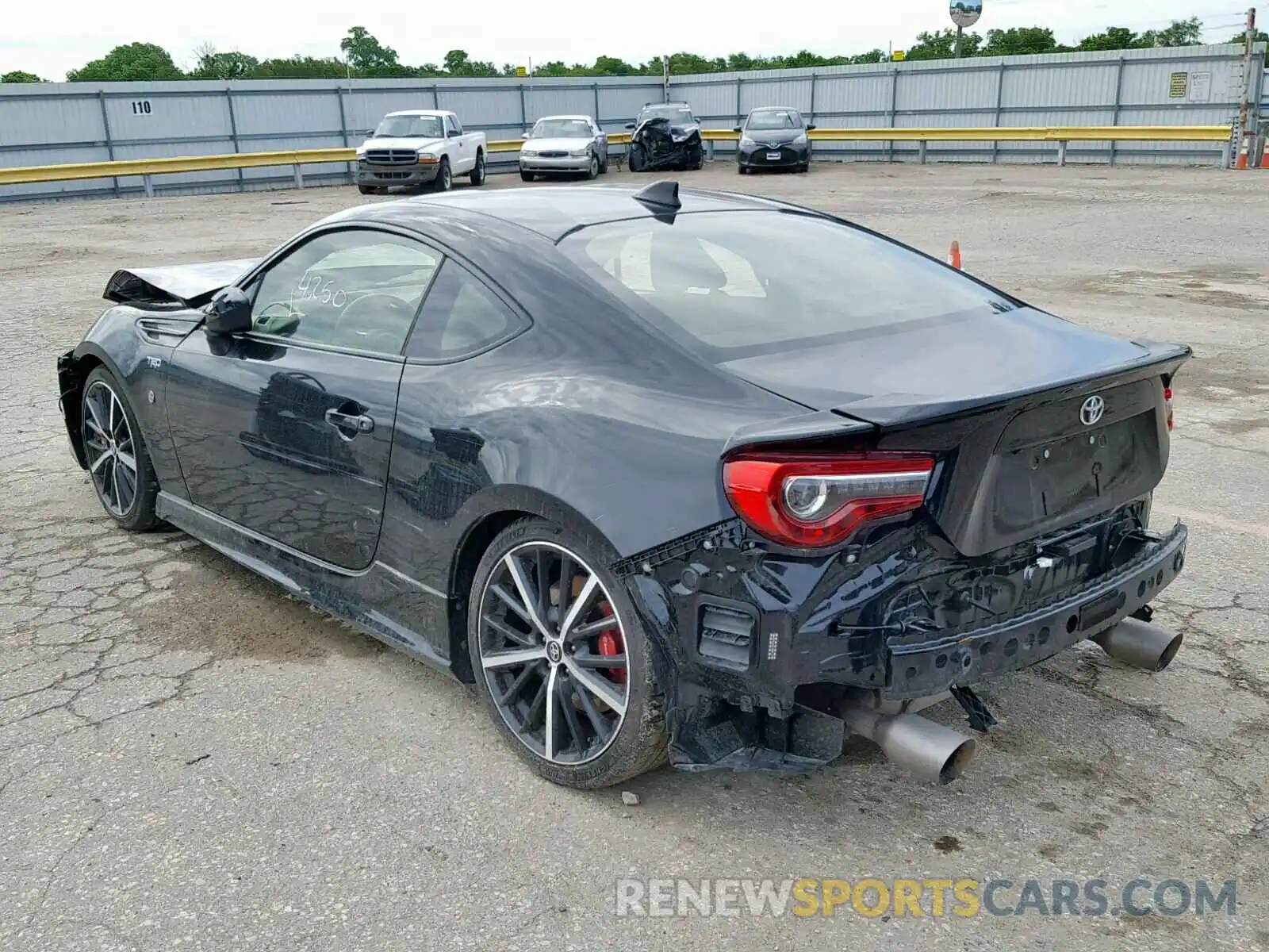 3 Photograph of a damaged car JF1ZNAE14K9701600 TOYOTA 86 GT 2019