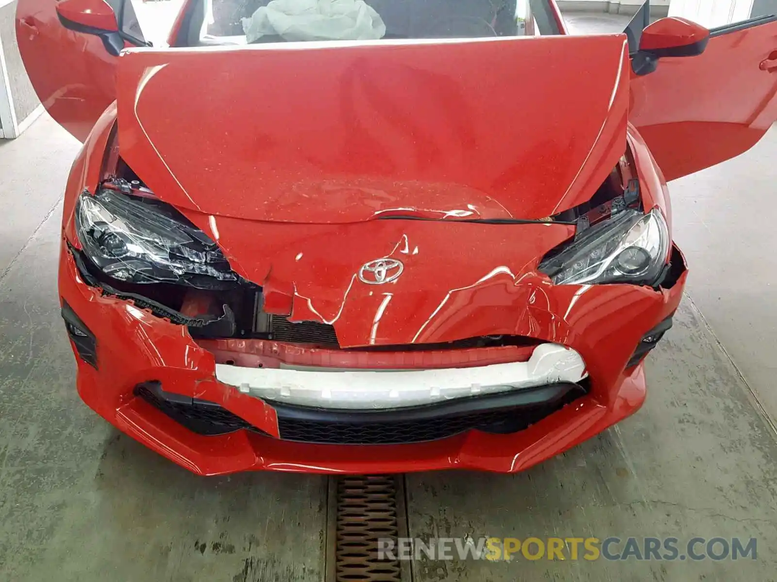 7 Photograph of a damaged car JF1ZNAE14K9703167 TOYOTA 86 GT 2019