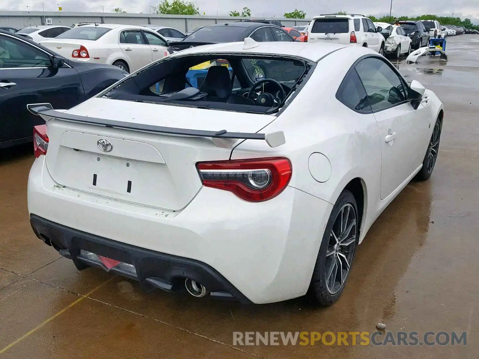 4 Photograph of a damaged car JF1ZNAE15K8700641 TOYOTA 86 GT 2019