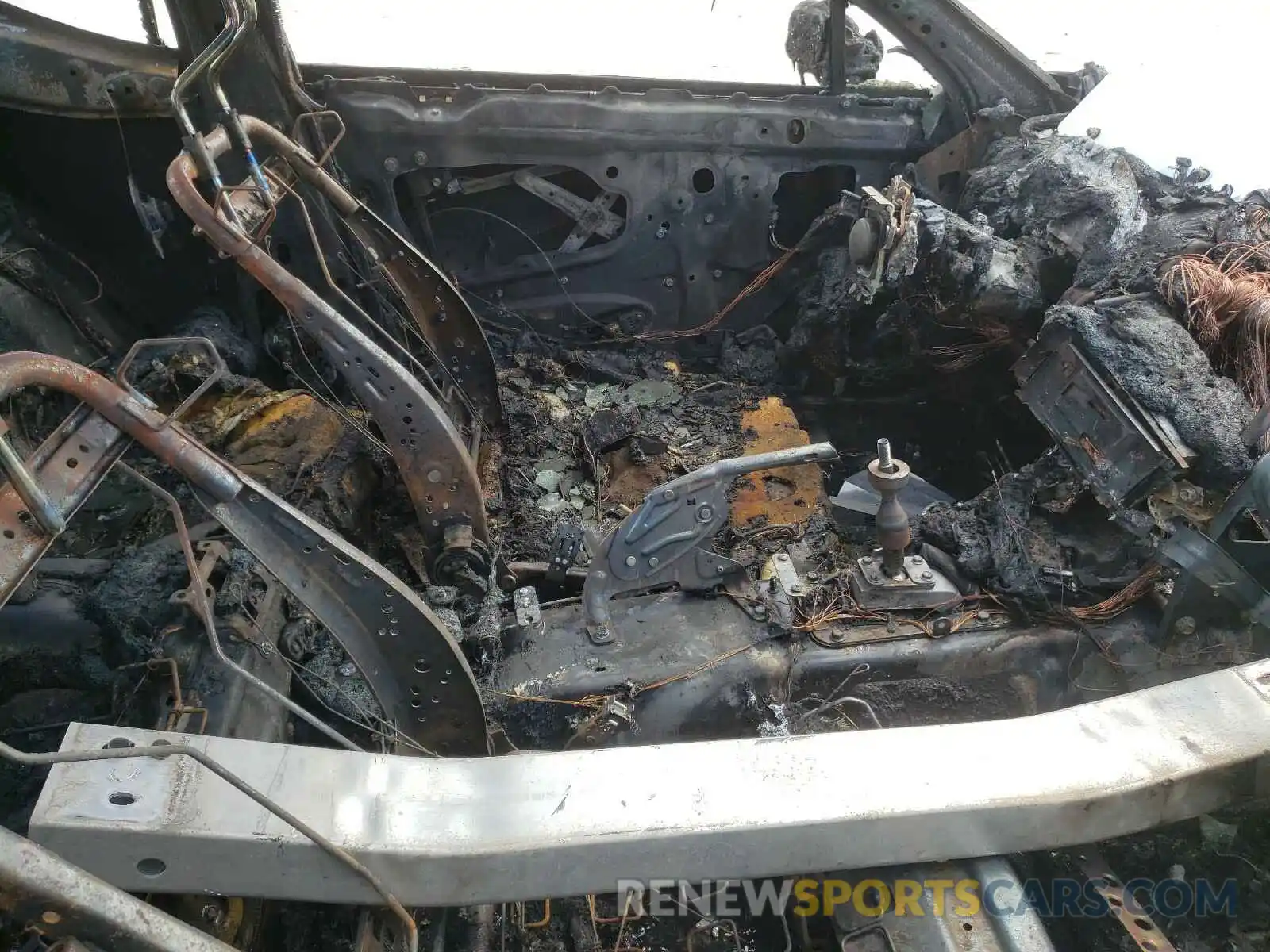5 Фотография поврежденного автомобиля JF1ZNAE15K9702108 TOYOTA 86 GT 2019