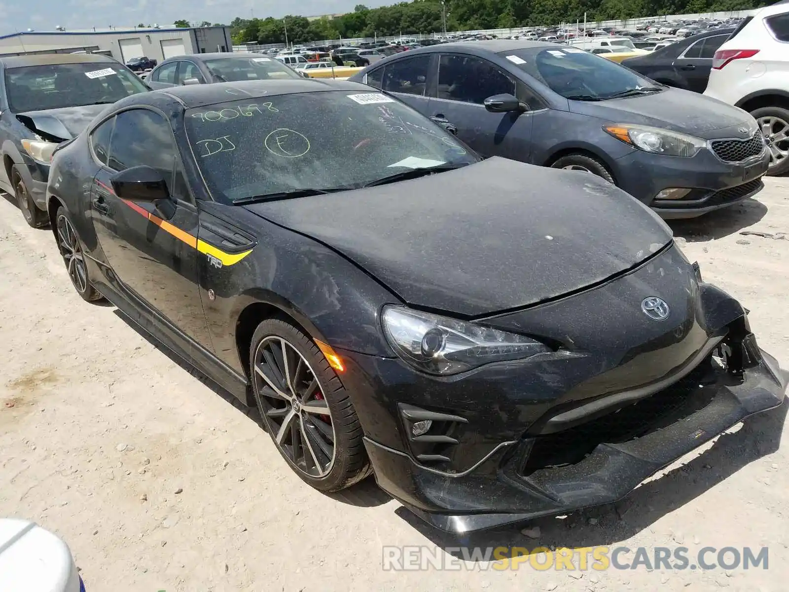 1 Photograph of a damaged car JF1ZNAE19K9700698 TOYOTA 86 GT 2019