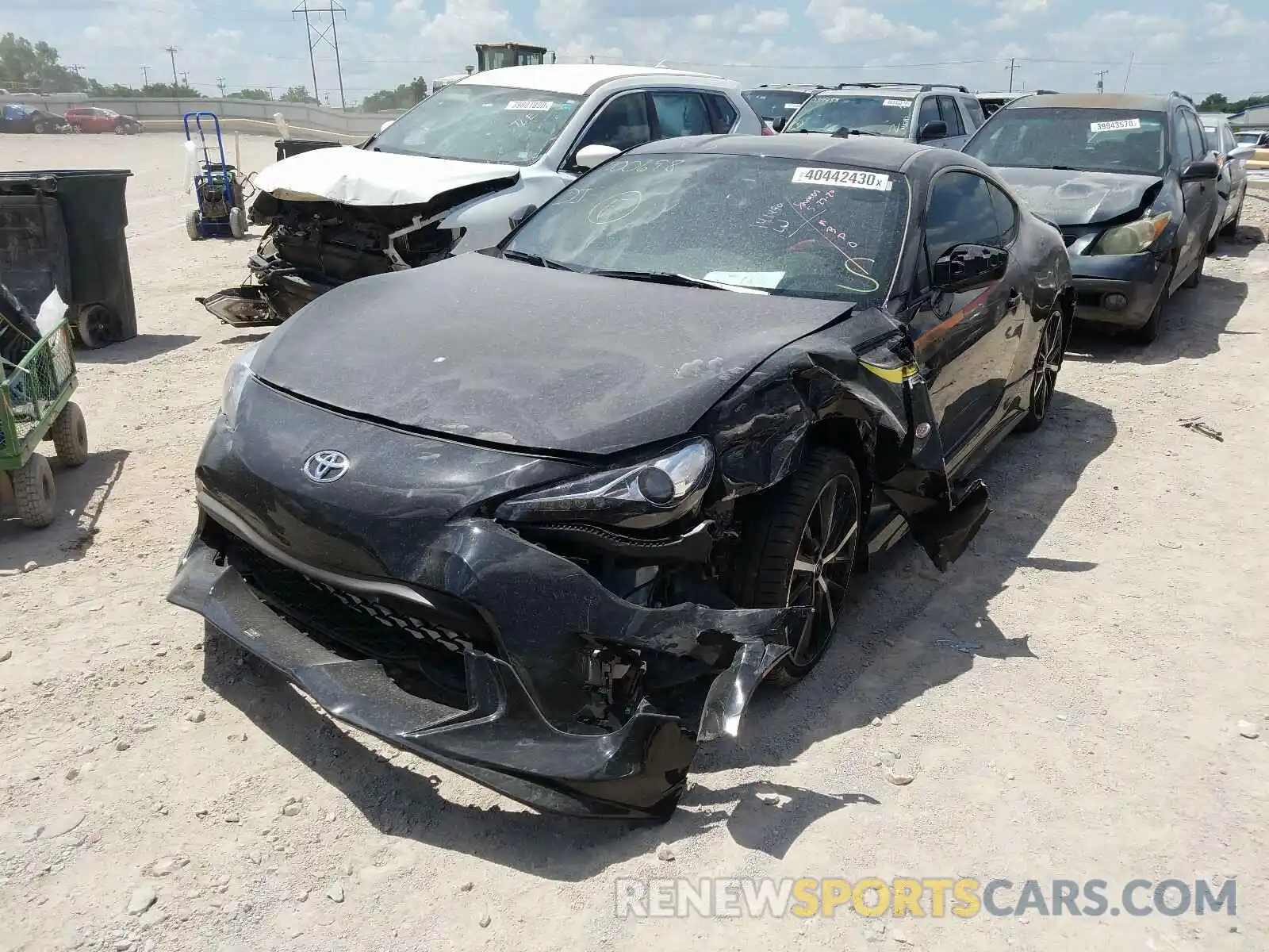 2 Photograph of a damaged car JF1ZNAE19K9700698 TOYOTA 86 GT 2019