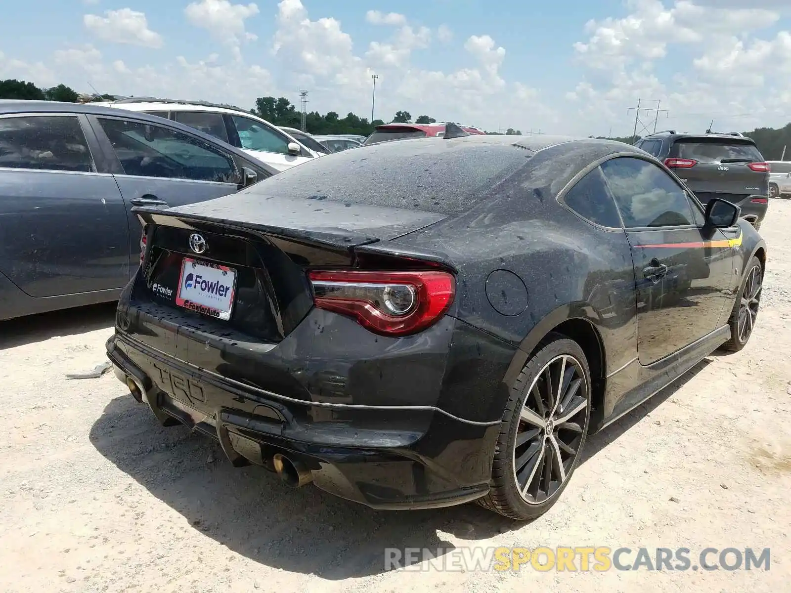 4 Photograph of a damaged car JF1ZNAE19K9700698 TOYOTA 86 GT 2019