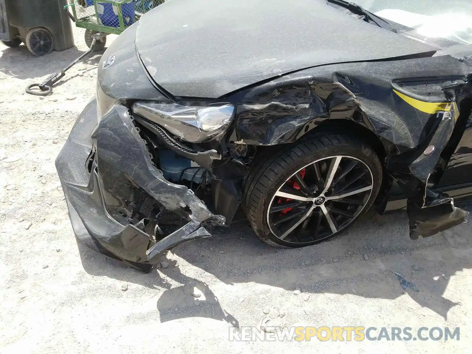 9 Photograph of a damaged car JF1ZNAE19K9700698 TOYOTA 86 GT 2019