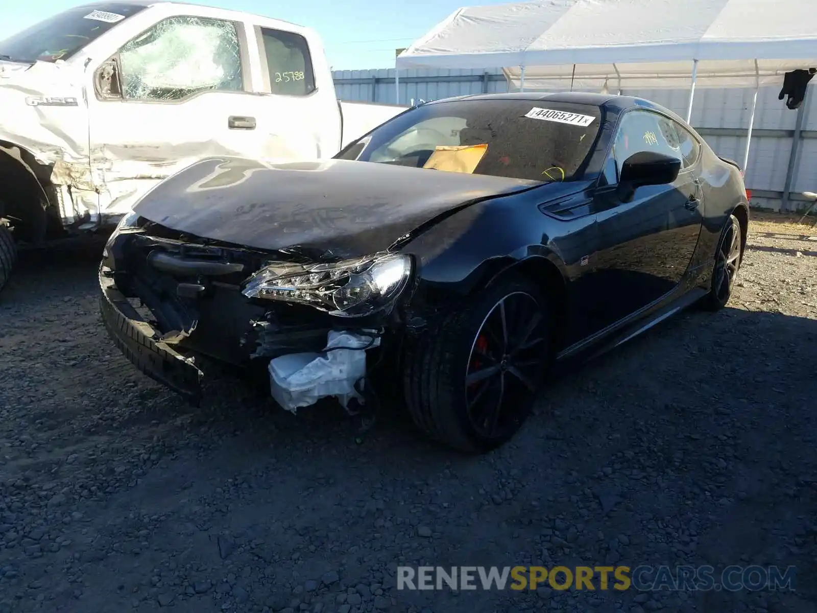 2 Photograph of a damaged car JF1ZNAE19K9702225 TOYOTA 86 GT 2019