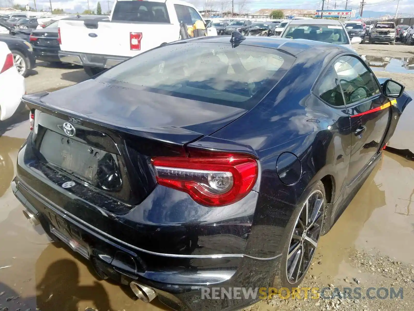 4 Photograph of a damaged car JF1ZNAE1XK9701147 TOYOTA 86 GT 2019