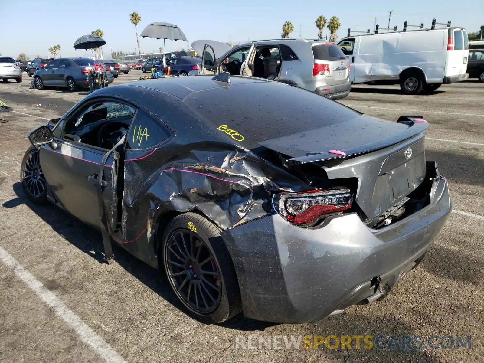 3 Photograph of a damaged car JF1ZNAE10L8752888 TOYOTA 86 GT 2020