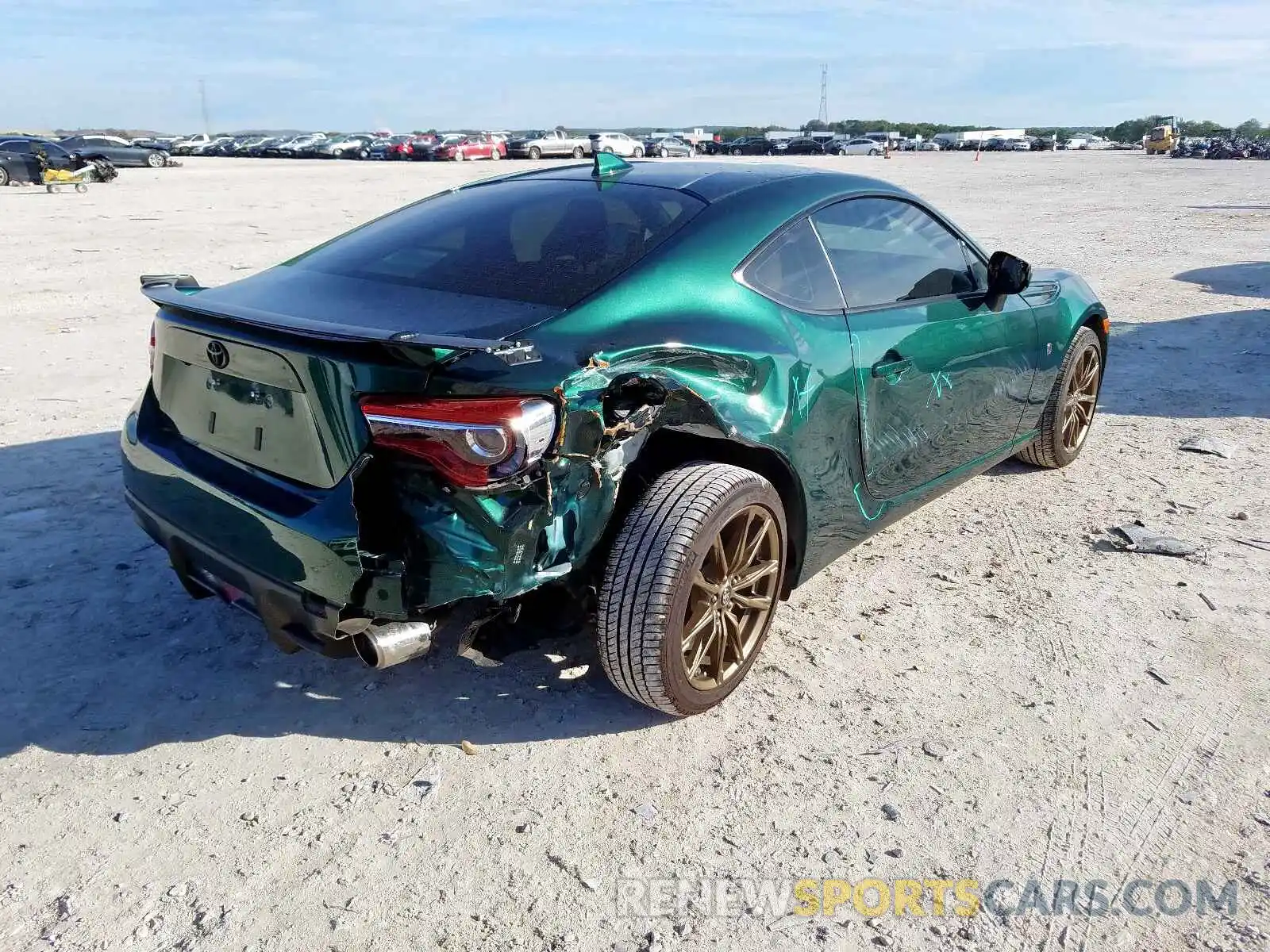 4 Photograph of a damaged car JF1ZNAE12L9750876 TOYOTA 86 GT 2020