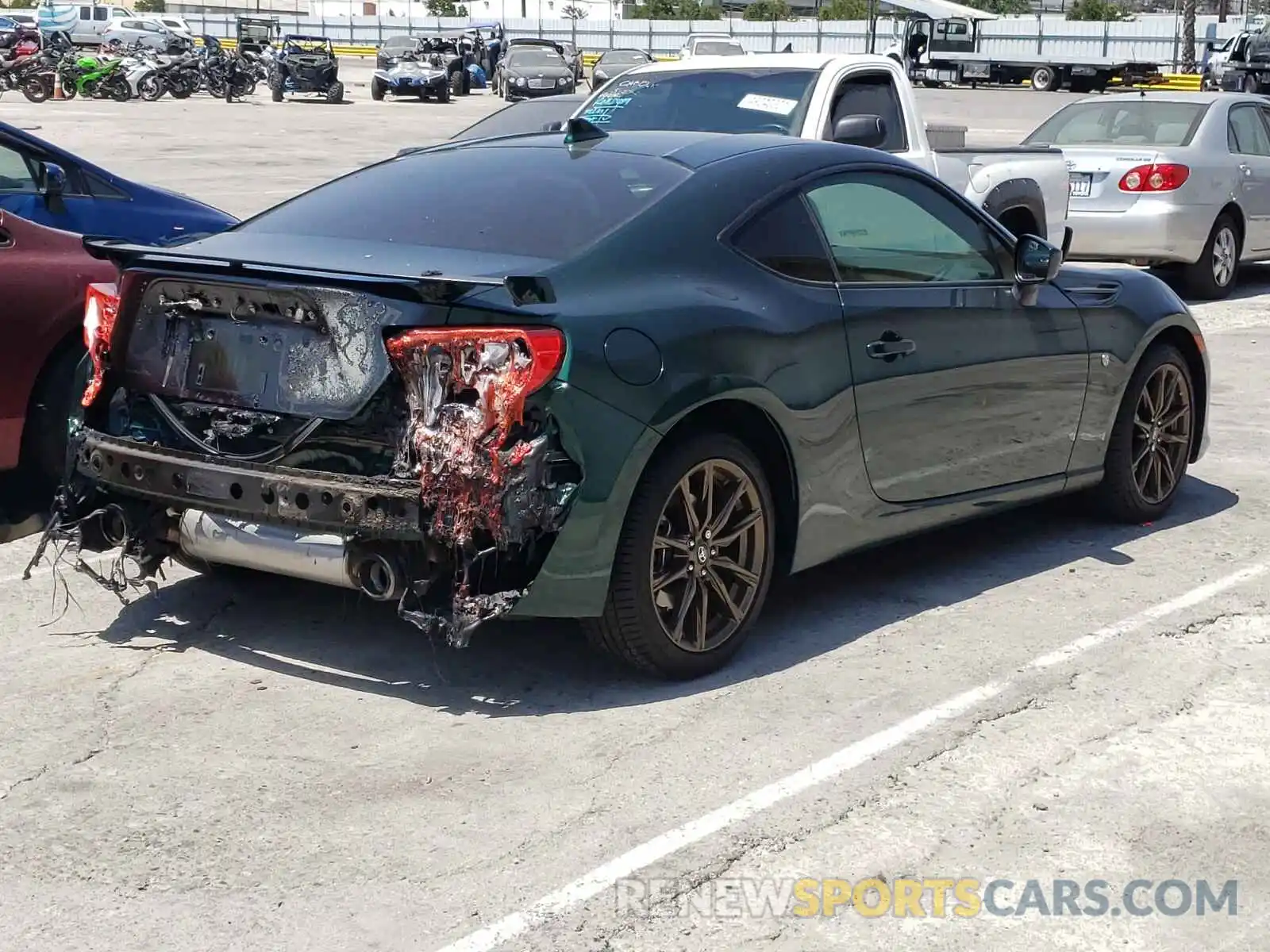 4 Photograph of a damaged car JF1ZNAE15L9750239 TOYOTA 86 GT 2020