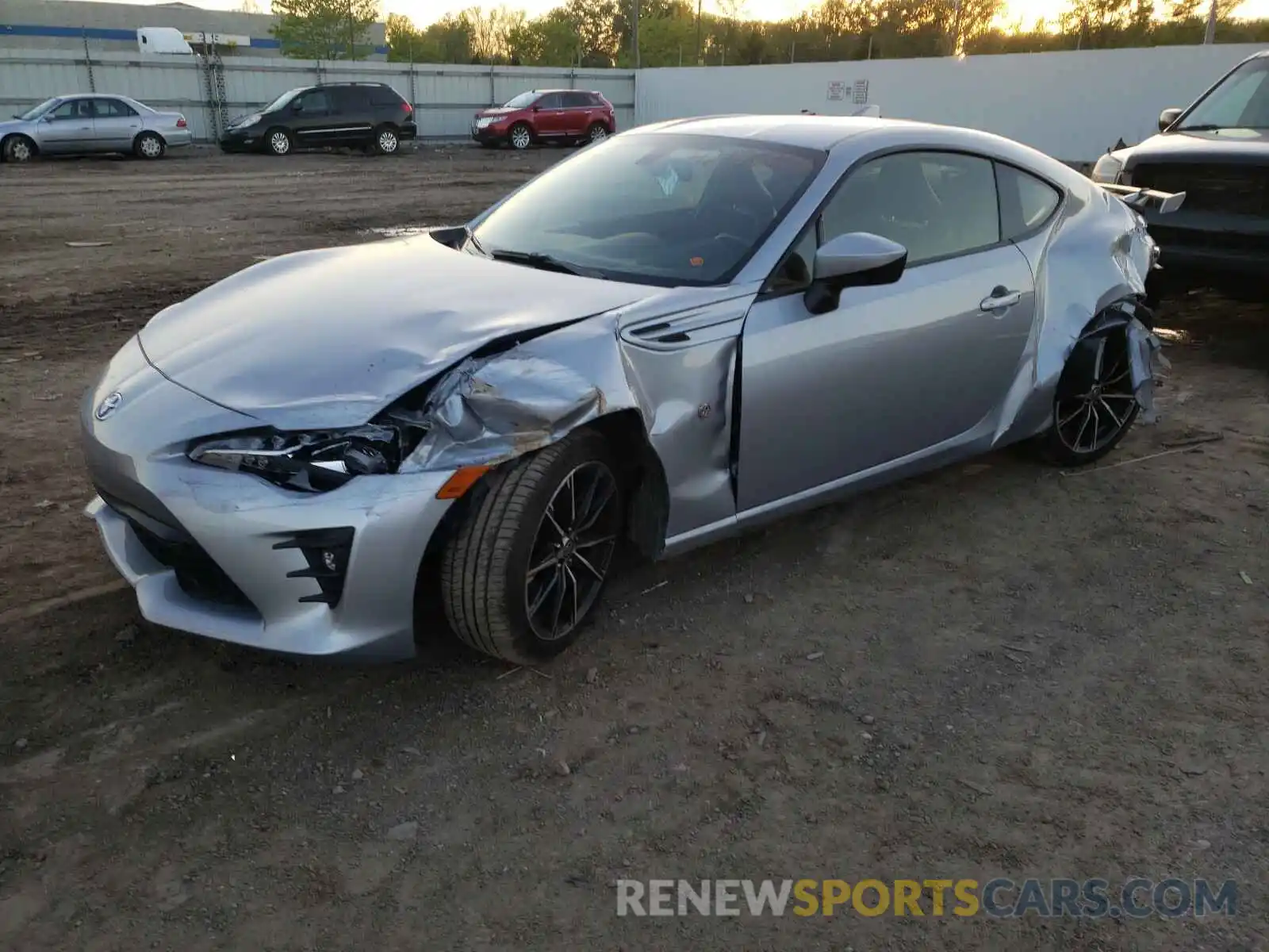 2 Photograph of a damaged car JF1ZNAE19L8752873 TOYOTA 86 GT 2020