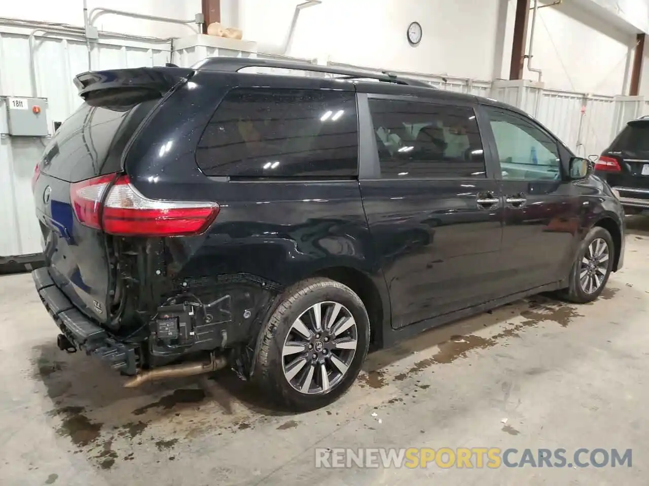 3 Photograph of a damaged car 5TDDZ3DCXKS224339 TOYOTA All Models 2019