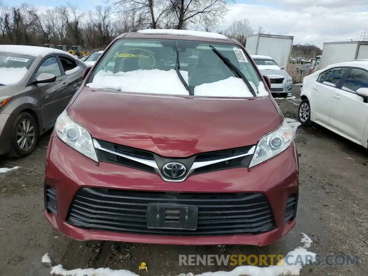 5 Photograph of a damaged car 5TDKZ3DC0KS985632 TOYOTA All Models 2019