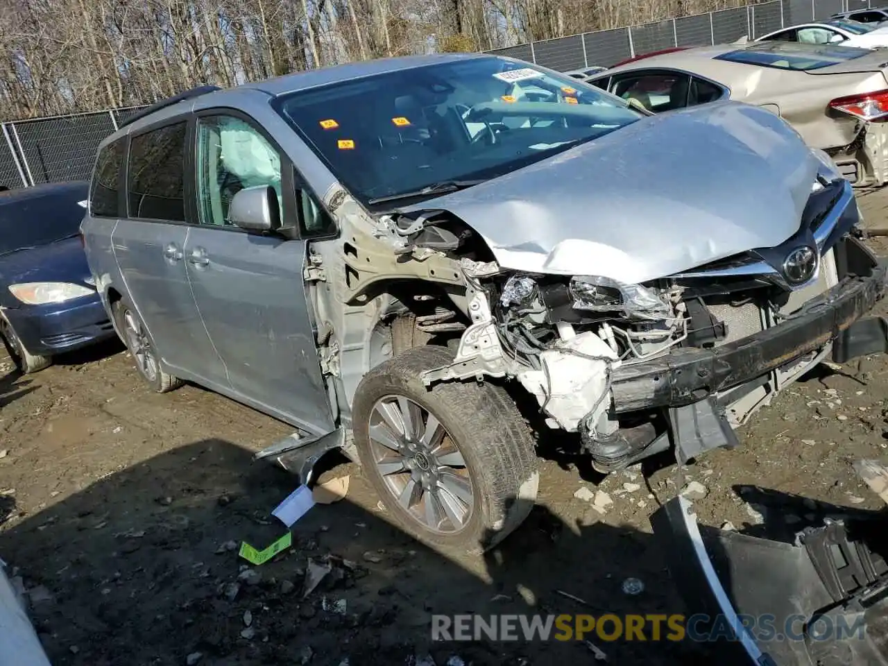 4 Photograph of a damaged car 5TDJZ3DC4LS245384 TOYOTA All Models 2020