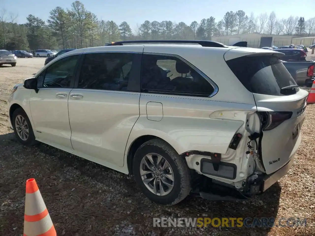 2 Photograph of a damaged car 5TDJRKEC6MS012262 TOYOTA All Models 2021