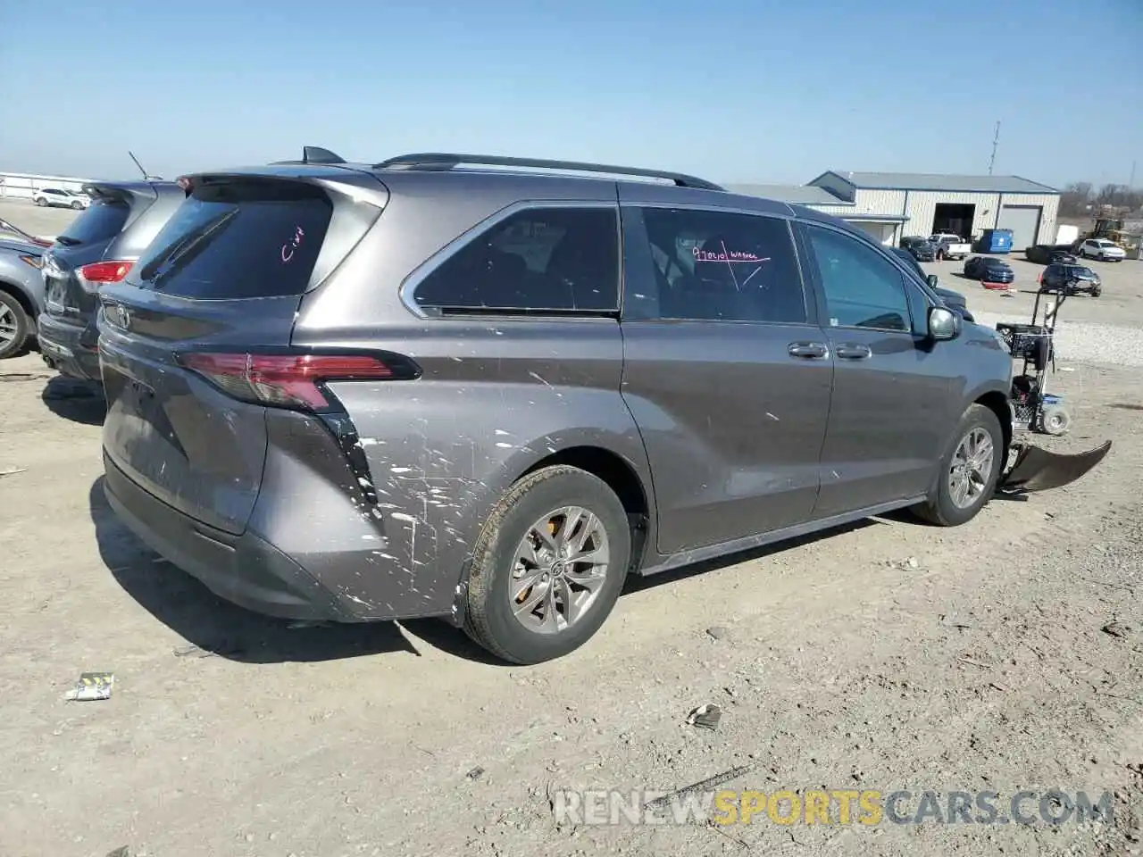 3 Фотография поврежденного автомобиля 5TDKRKEC4MS055616 TOYOTA All Models 2021