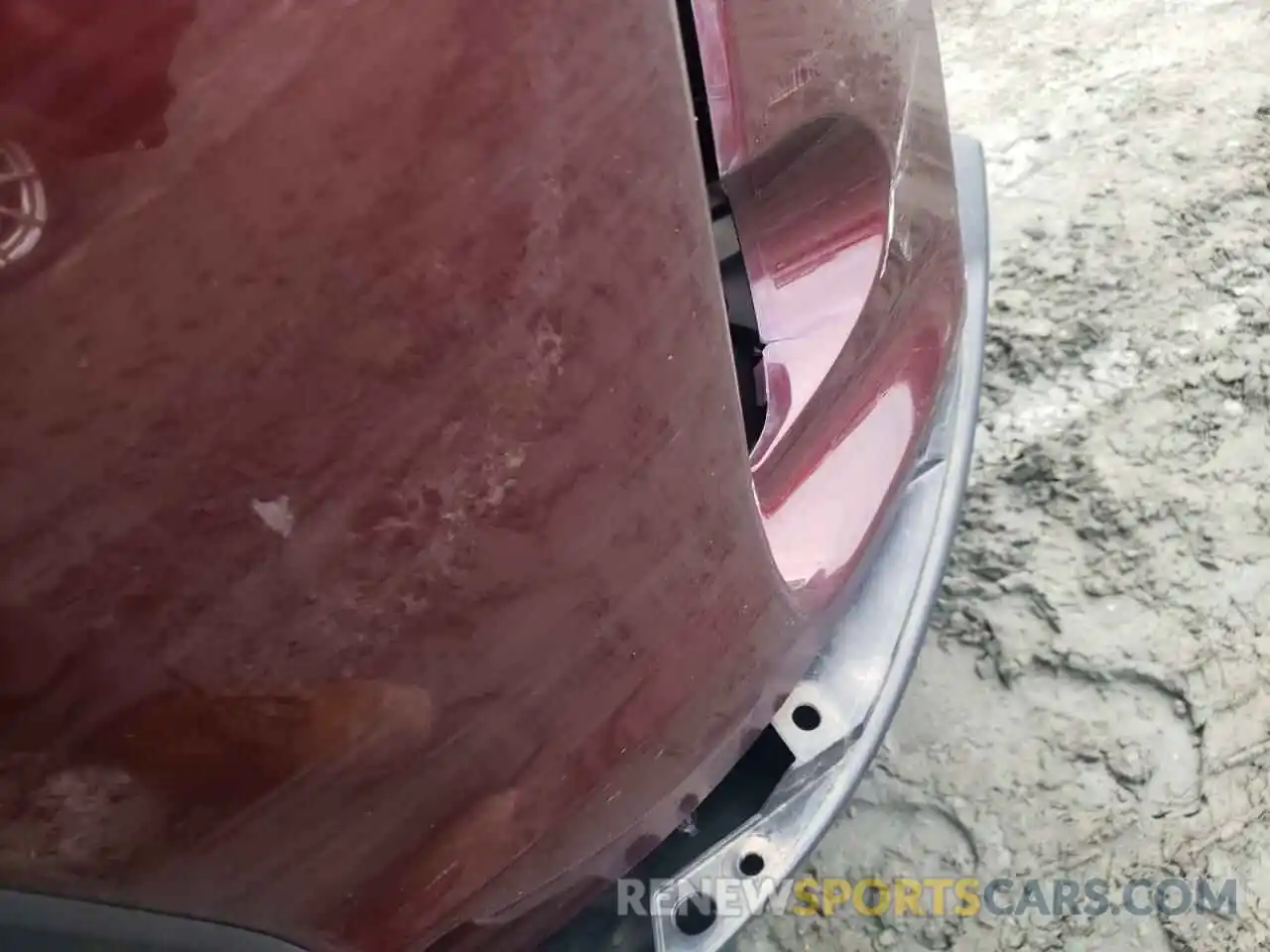 9 Photograph of a damaged car 5TDJZRFH5KS717781 TOYOTA ALL OTHER 2019