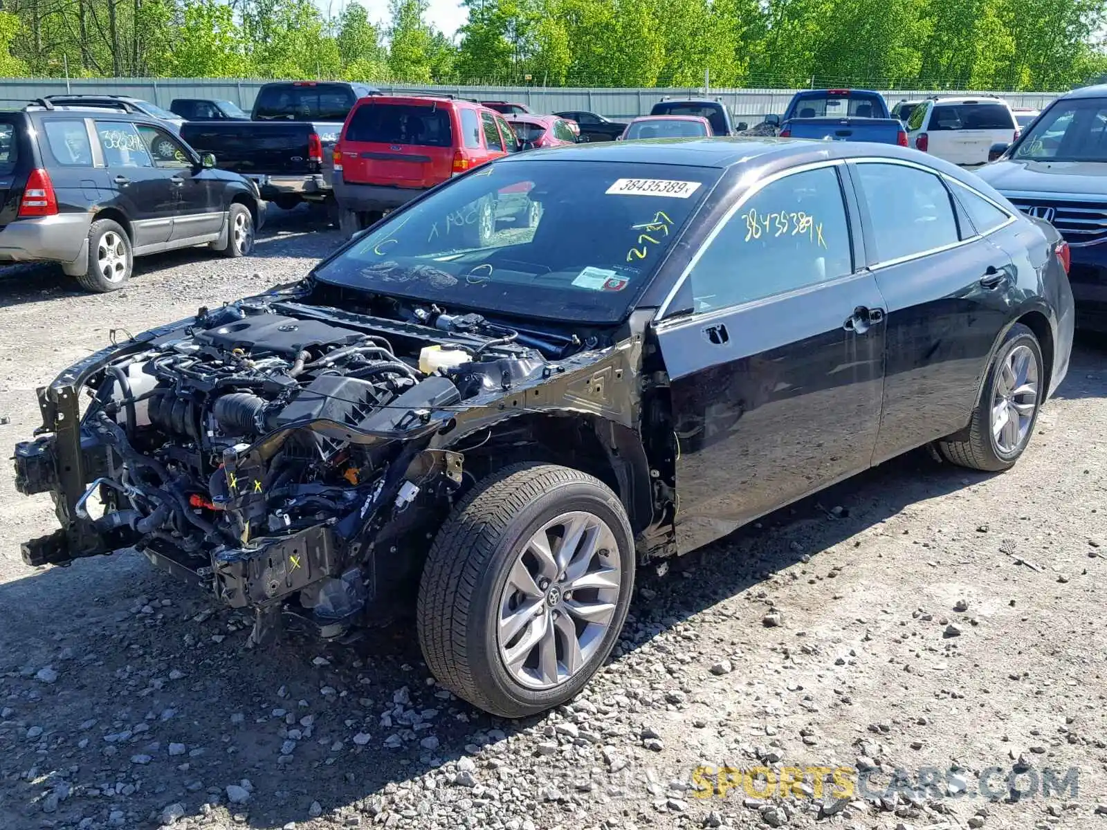 2 Photograph of a damaged car 4T1B21FB0KU001481 TOYOTA AVALON 2019