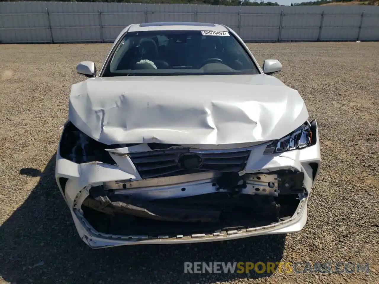 9 Photograph of a damaged car 4T1B21FB0KU003103 TOYOTA AVALON 2019