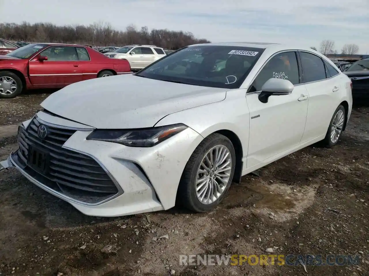 2 Photograph of a damaged car 4T1B21FB0KU003750 TOYOTA AVALON 2019