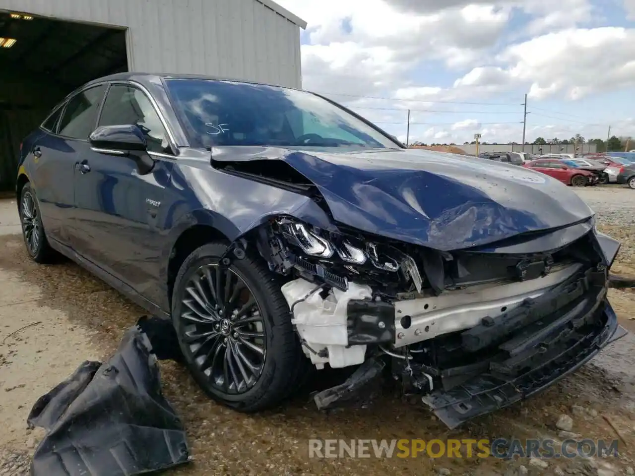 1 Photograph of a damaged car 4T1B21FB0KU004302 TOYOTA AVALON 2019