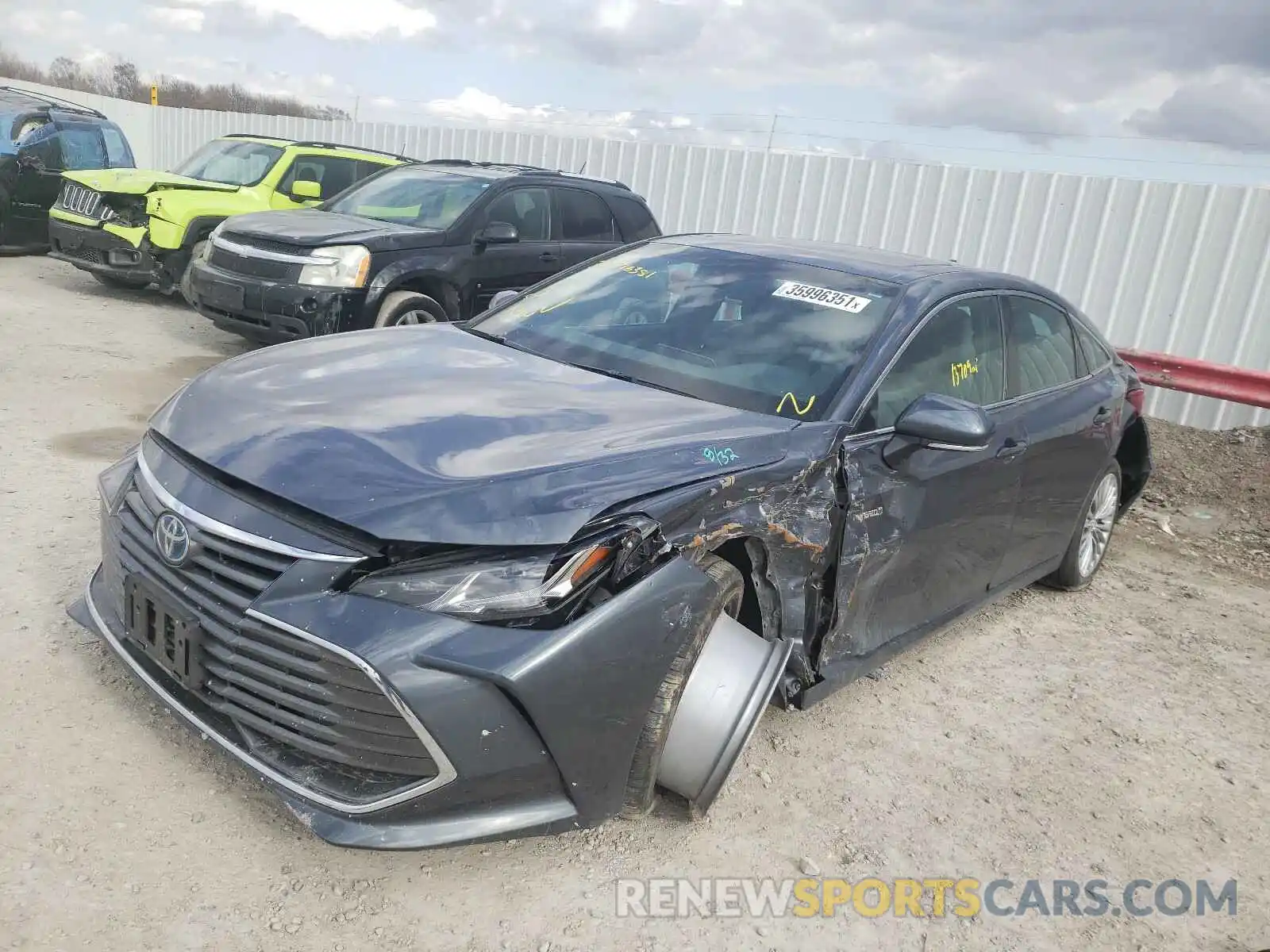 2 Photograph of a damaged car 4T1B21FB0KU005577 TOYOTA AVALON 2019