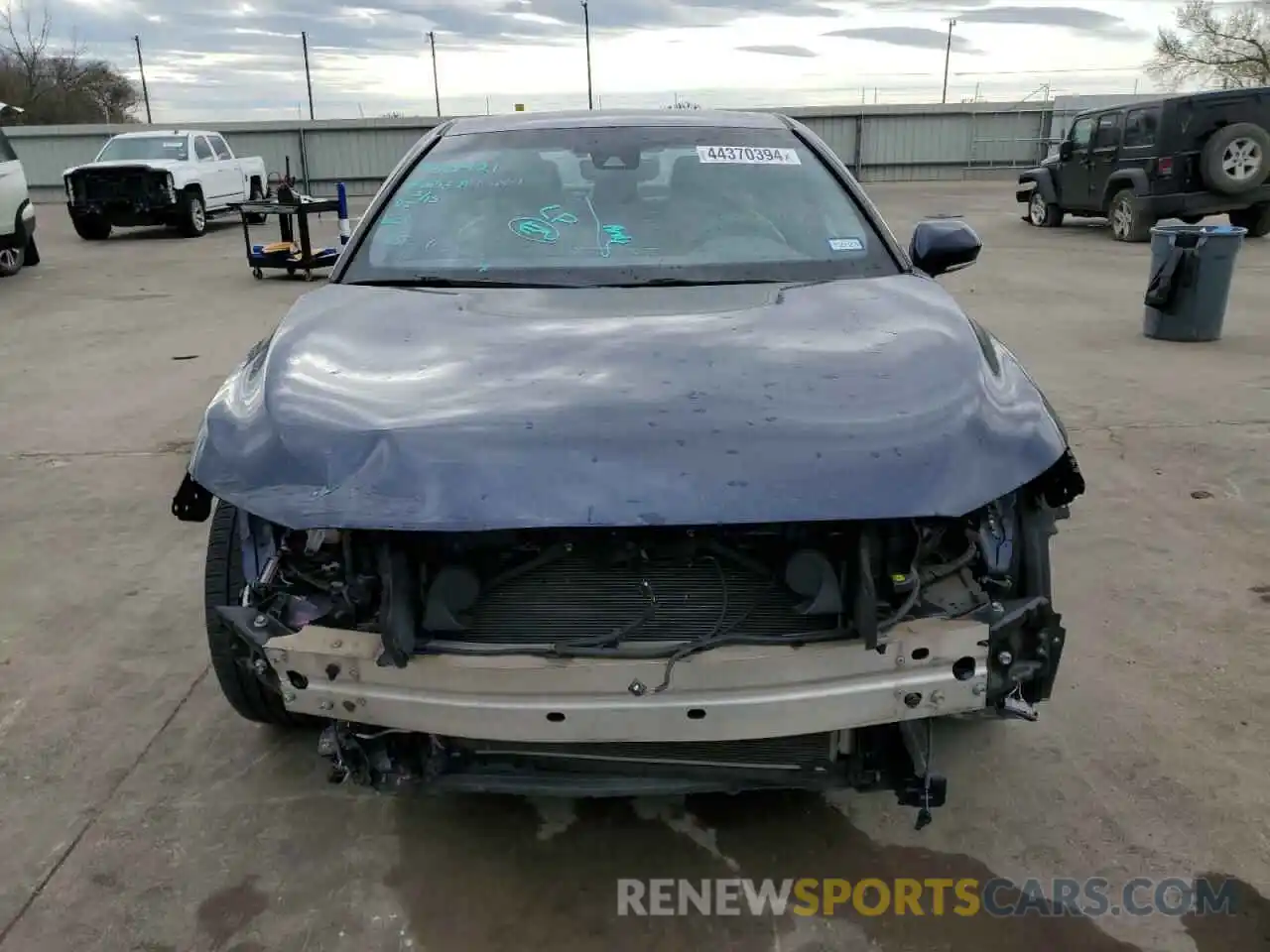 5 Photograph of a damaged car 4T1B21FB0KU006535 TOYOTA AVALON 2019