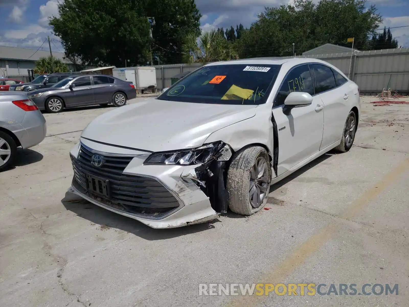 2 Photograph of a damaged car 4T1B21FB0KU007491 TOYOTA AVALON 2019