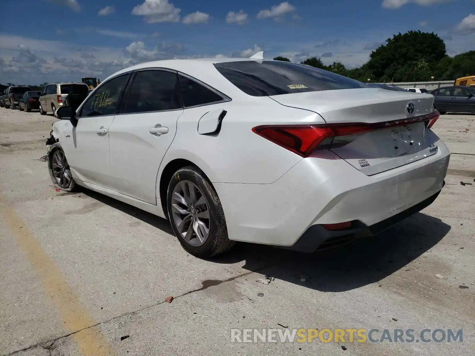 3 Photograph of a damaged car 4T1B21FB0KU007491 TOYOTA AVALON 2019