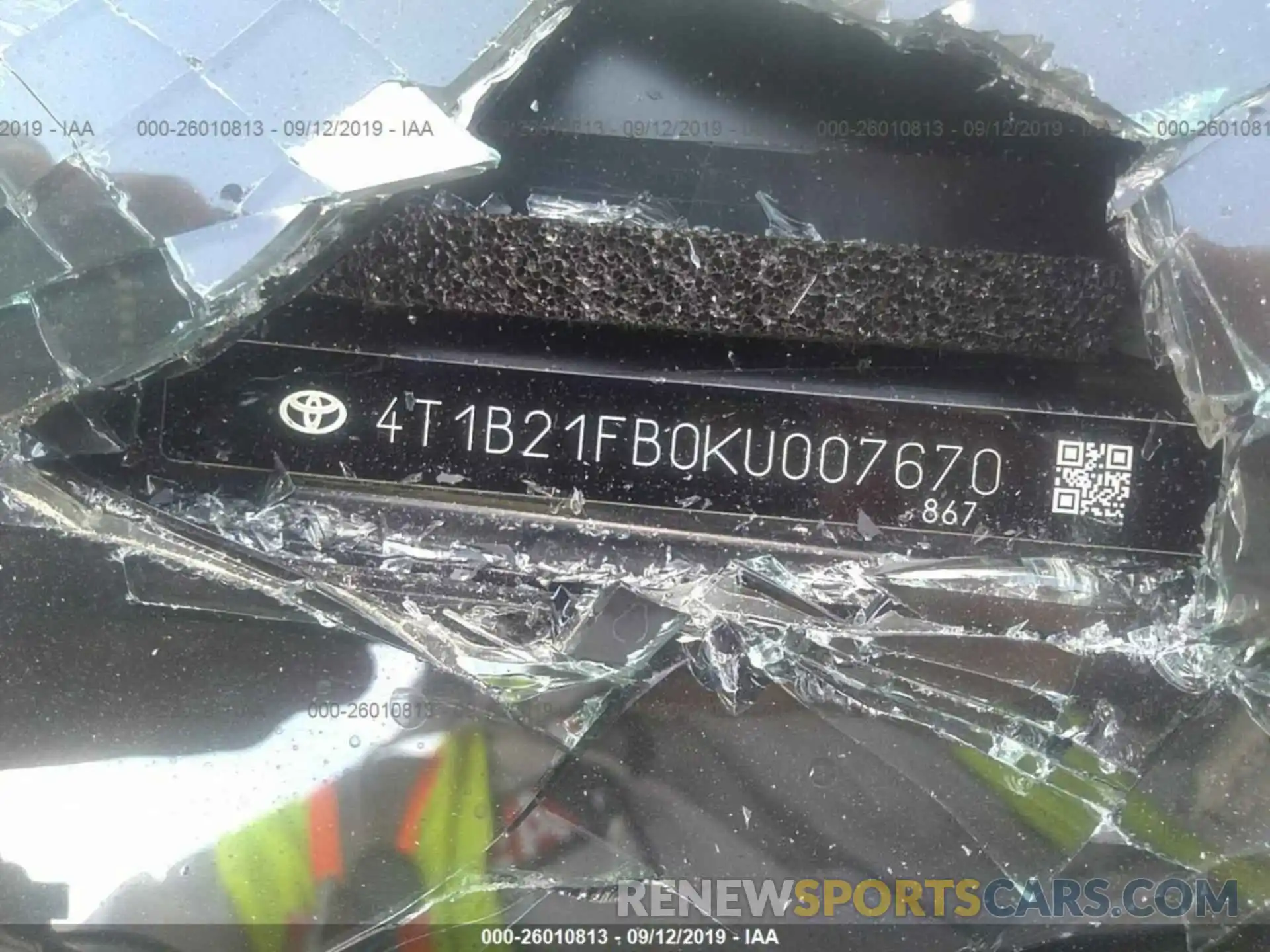 9 Photograph of a damaged car 4T1B21FB0KU007670 TOYOTA AVALON 2019