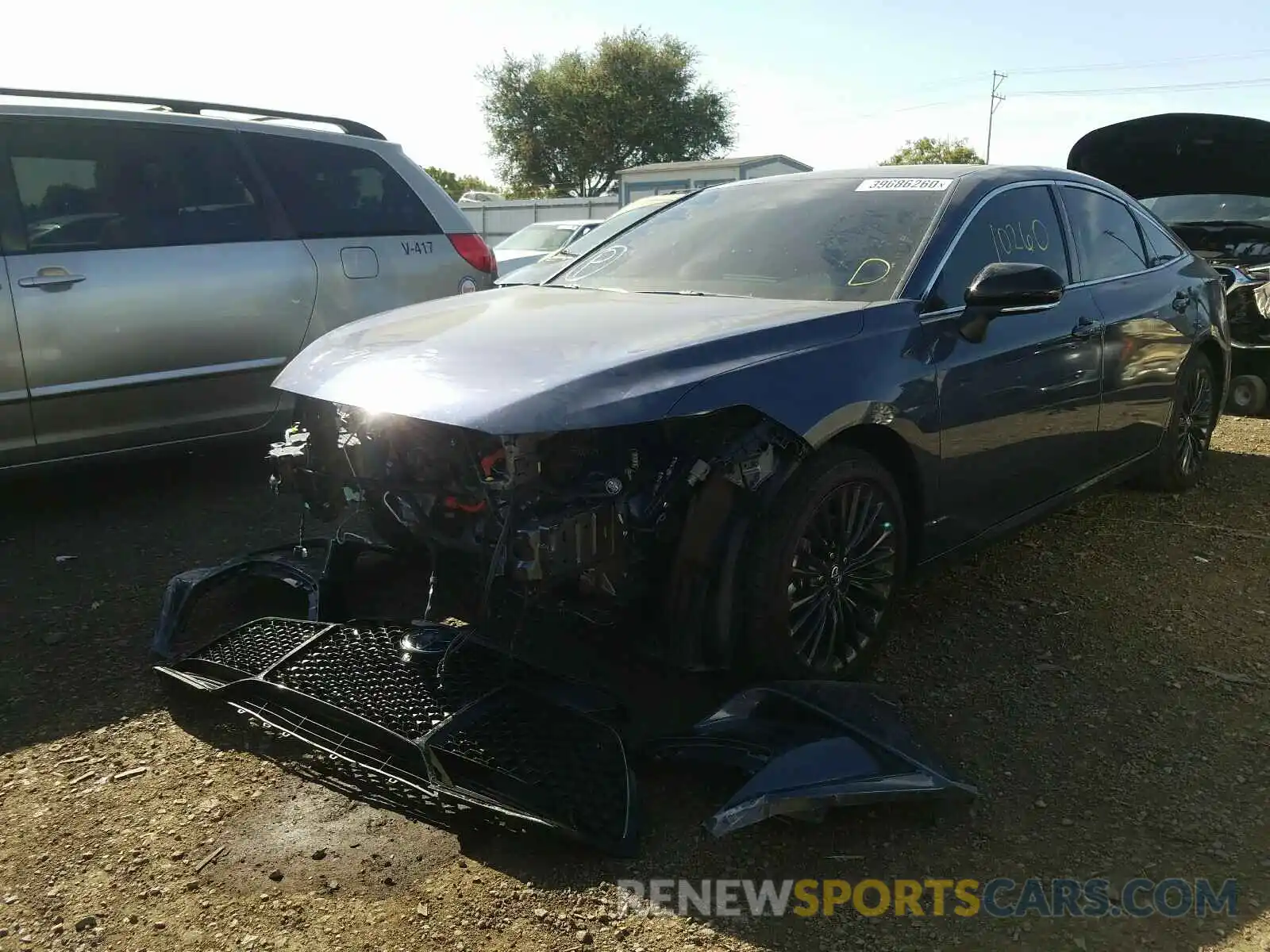 2 Photograph of a damaged car 4T1B21FB0KU008656 TOYOTA AVALON 2019