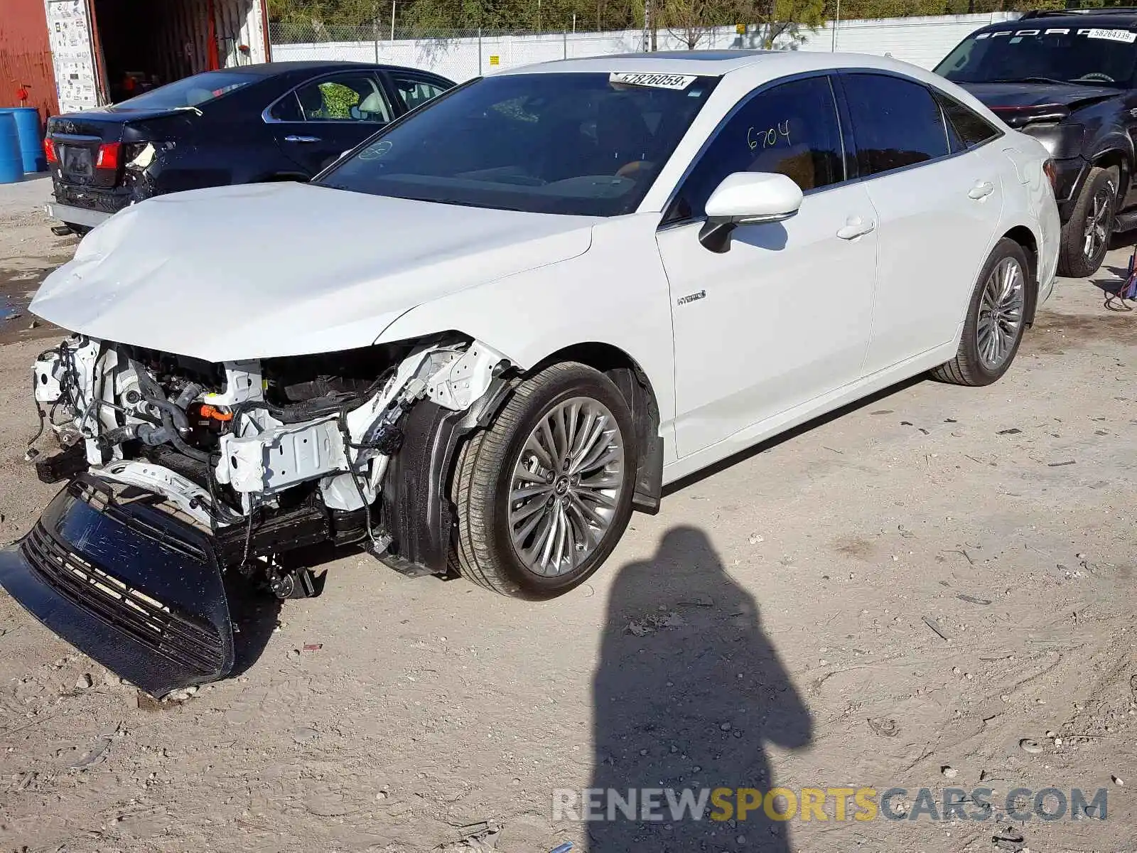 2 Photograph of a damaged car 4T1B21FB0KU009094 TOYOTA AVALON 2019