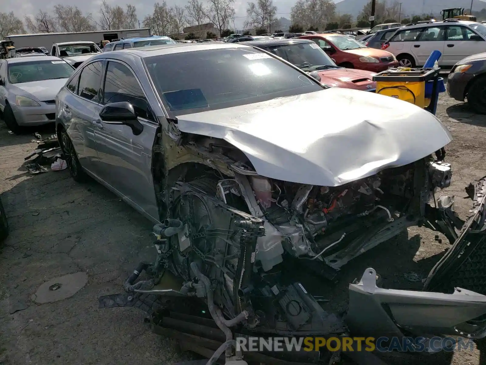 1 Photograph of a damaged car 4T1B21FB1KU001263 TOYOTA AVALON 2019