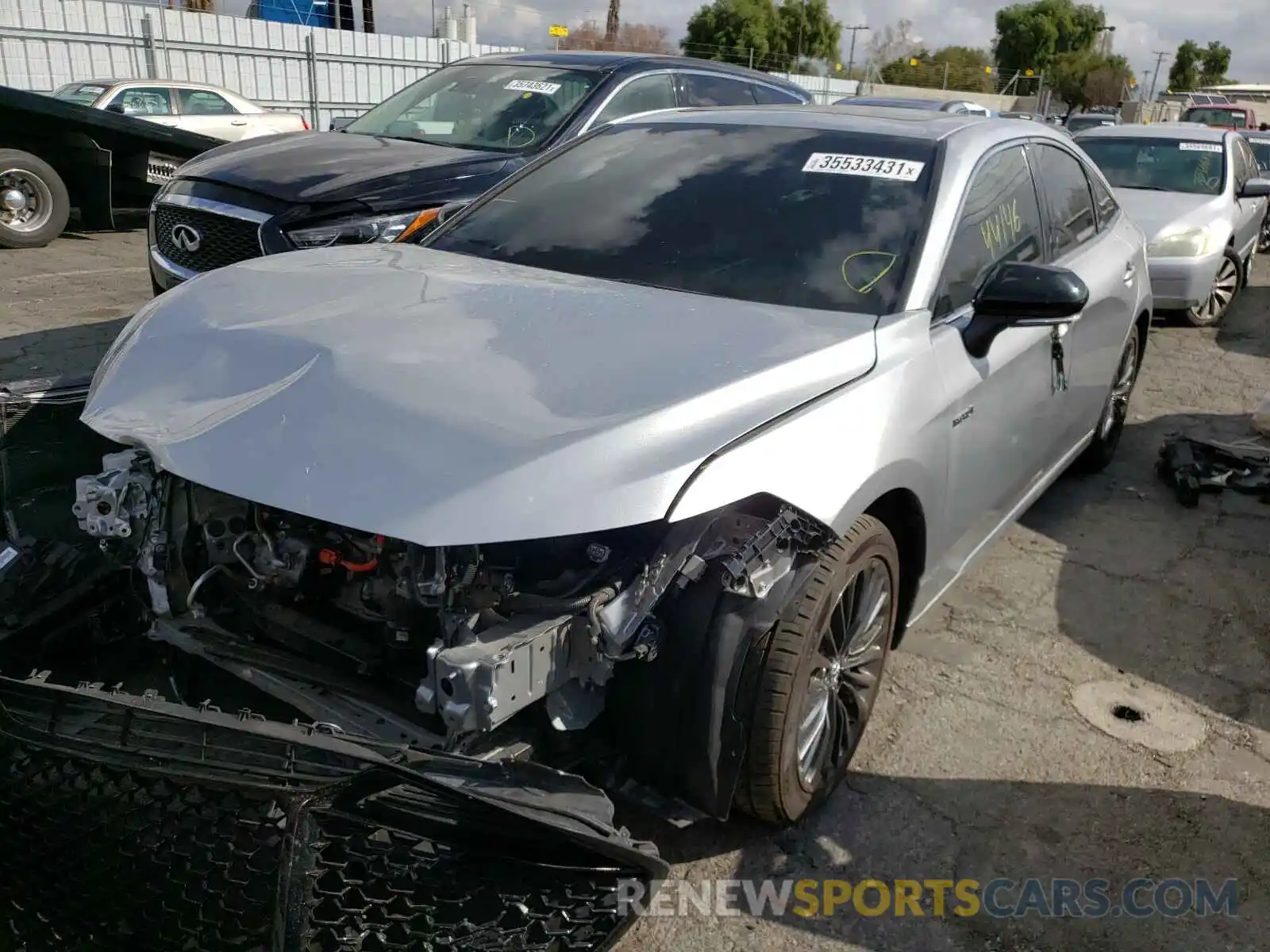 2 Photograph of a damaged car 4T1B21FB1KU001263 TOYOTA AVALON 2019