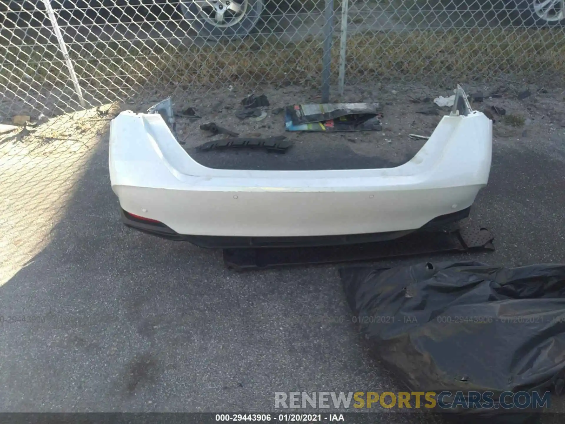 12 Photograph of a damaged car 4T1B21FB1KU002588 TOYOTA AVALON 2019