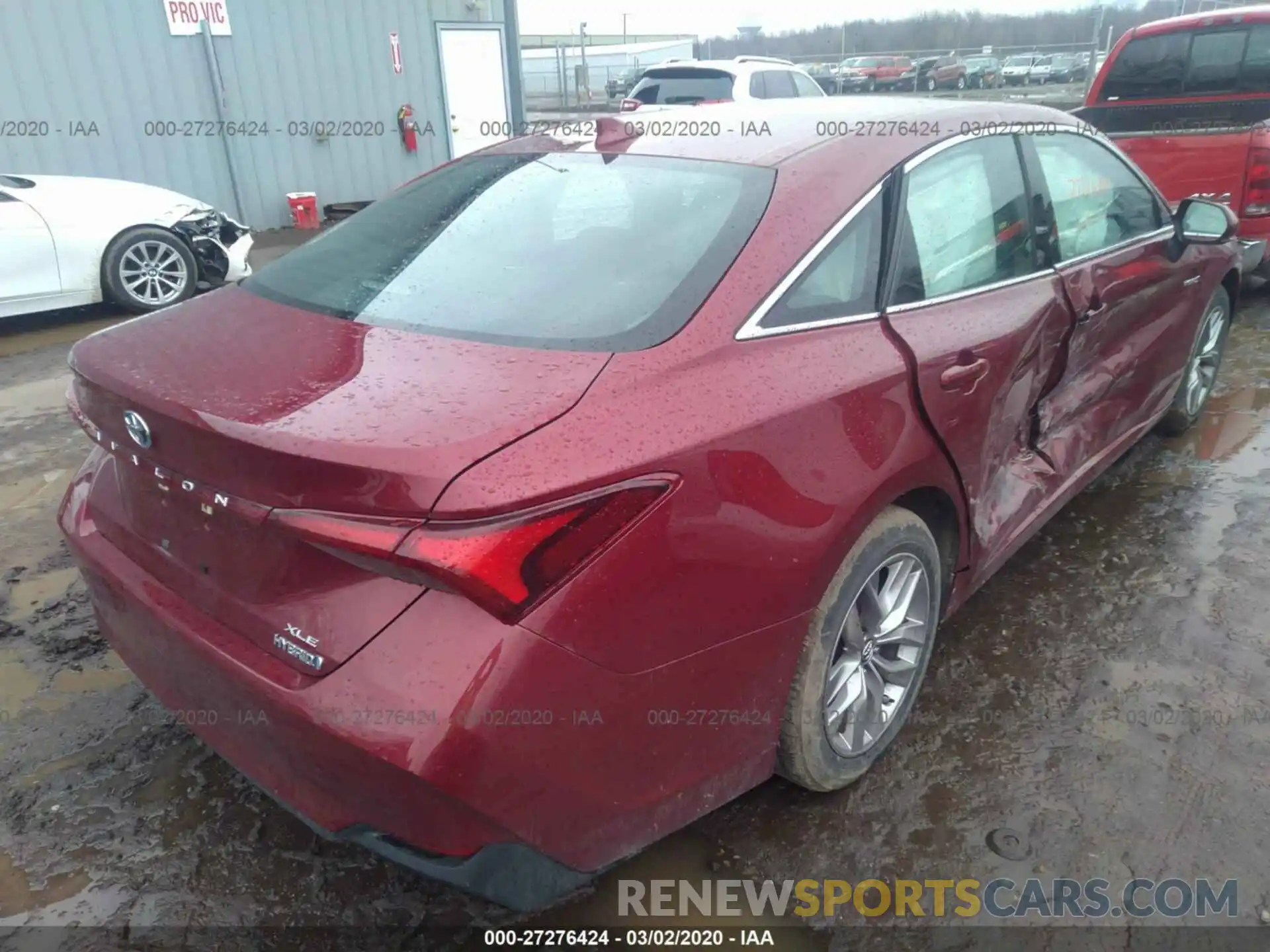 4 Photograph of a damaged car 4T1B21FB1KU002963 TOYOTA AVALON 2019