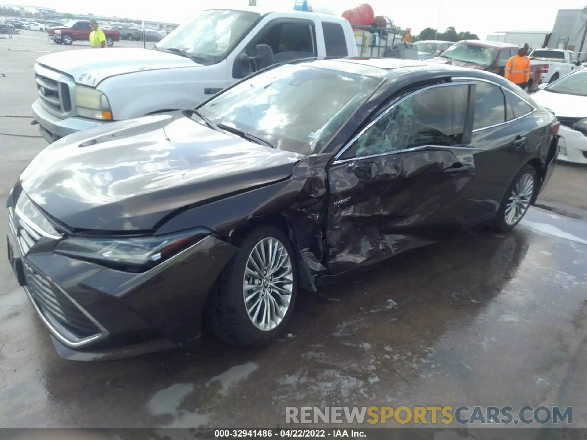 6 Photograph of a damaged car 4T1B21FB1KU007418 TOYOTA AVALON 2019