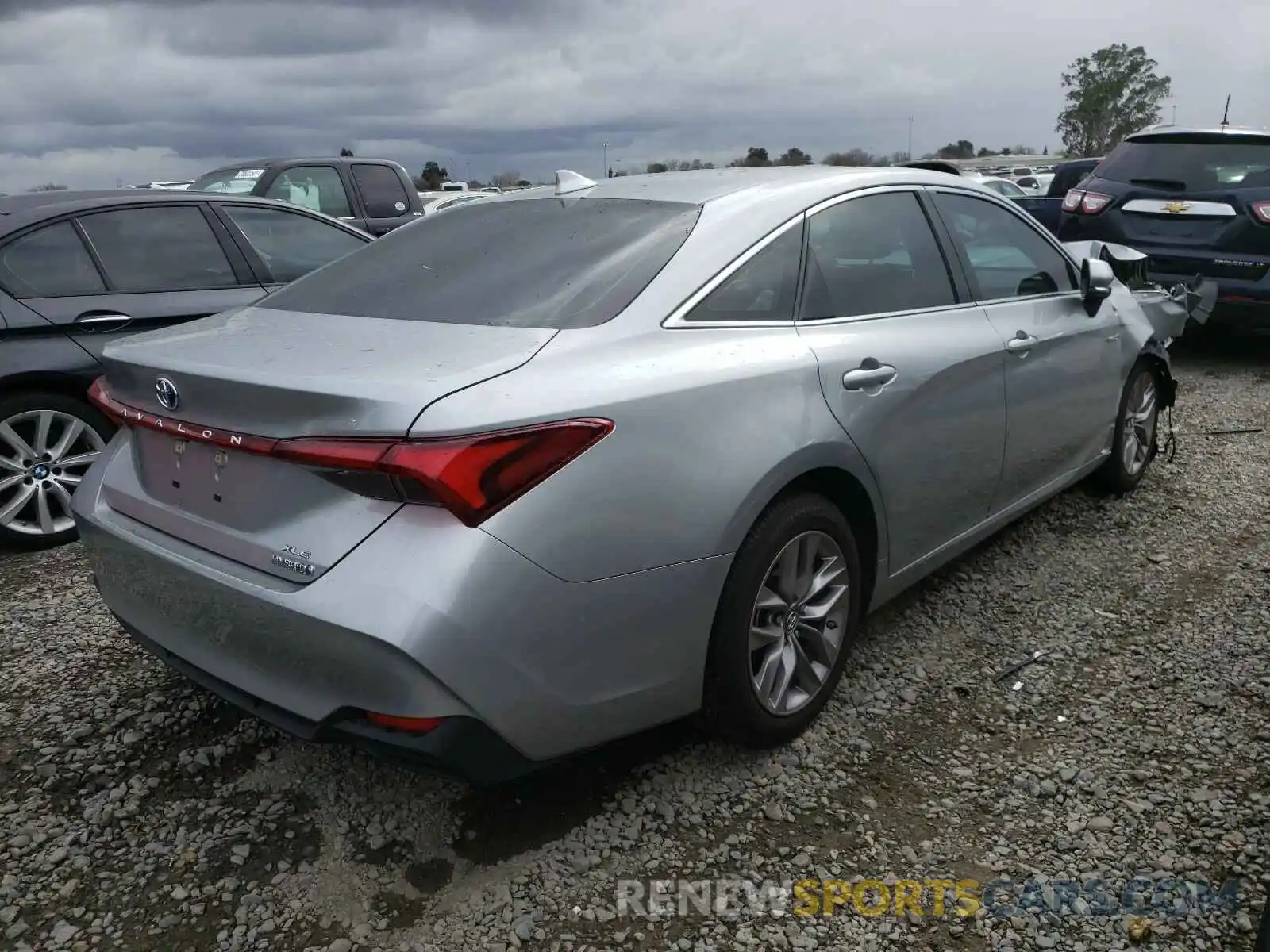 4 Фотография поврежденного автомобиля 4T1B21FB1KU008990 TOYOTA AVALON 2019