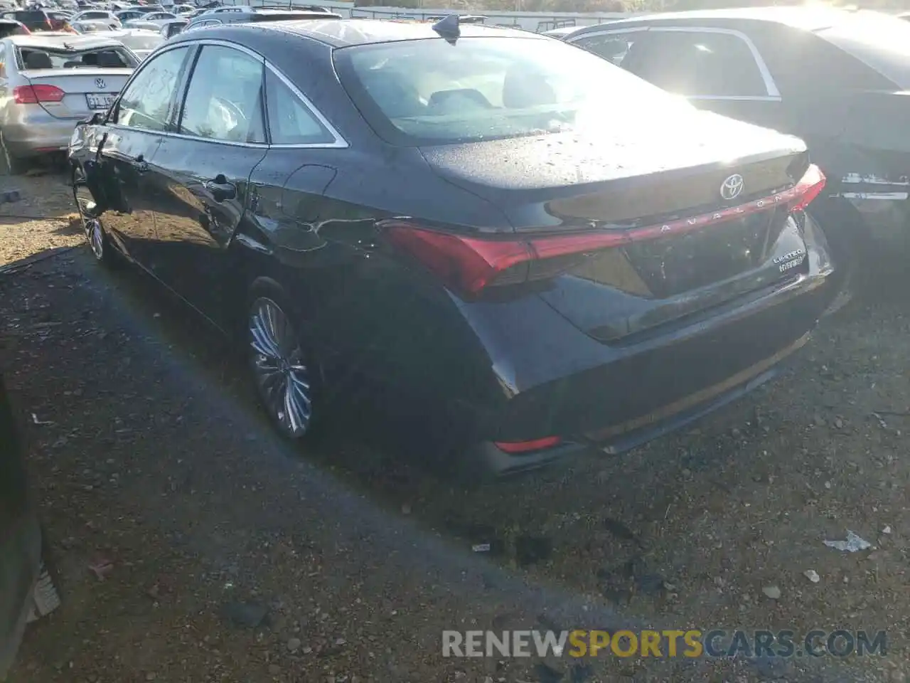 3 Photograph of a damaged car 4T1B21FB1KU010013 TOYOTA AVALON 2019