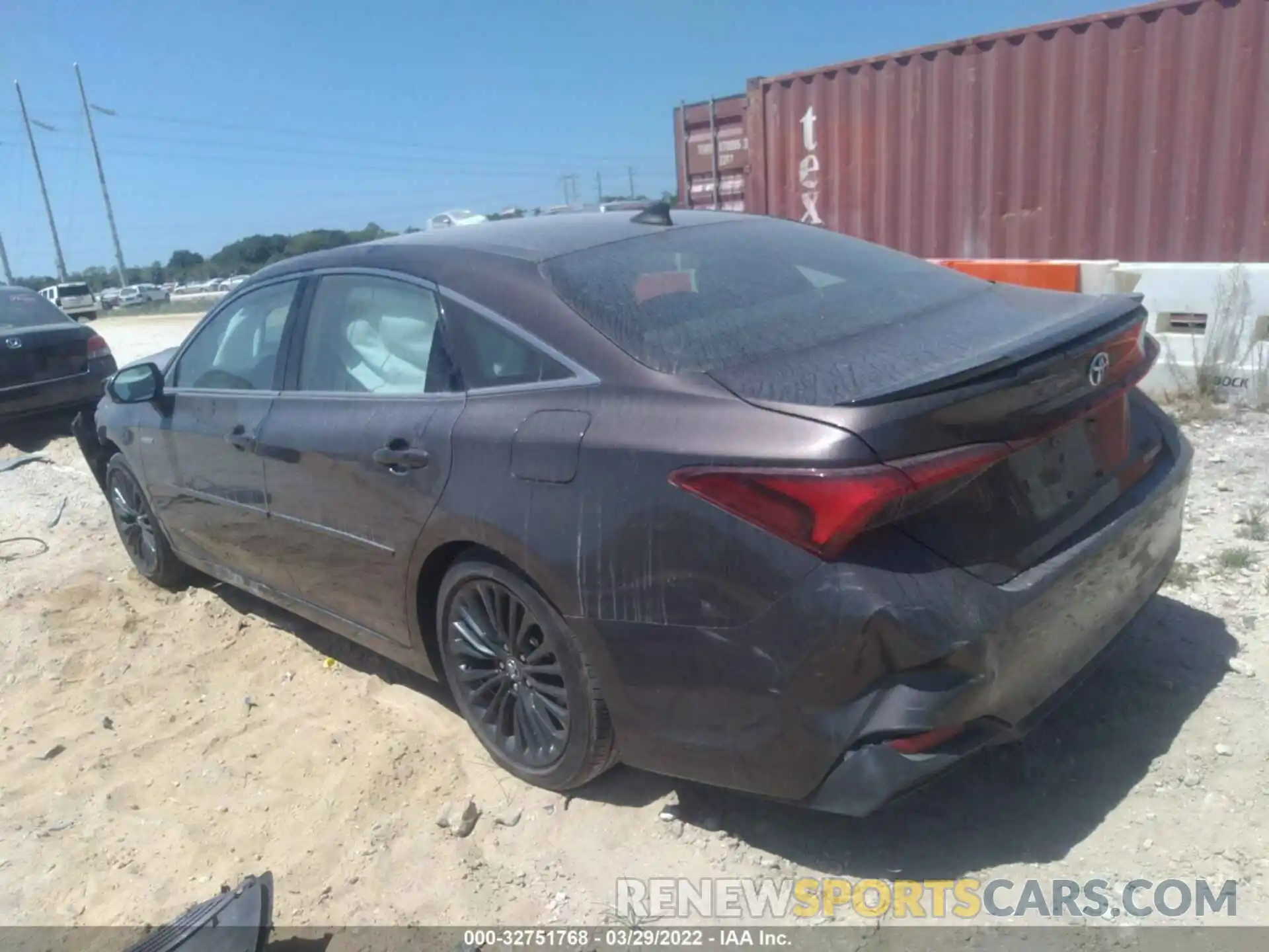 3 Фотография поврежденного автомобиля 4T1B21FB2KU001434 TOYOTA AVALON 2019